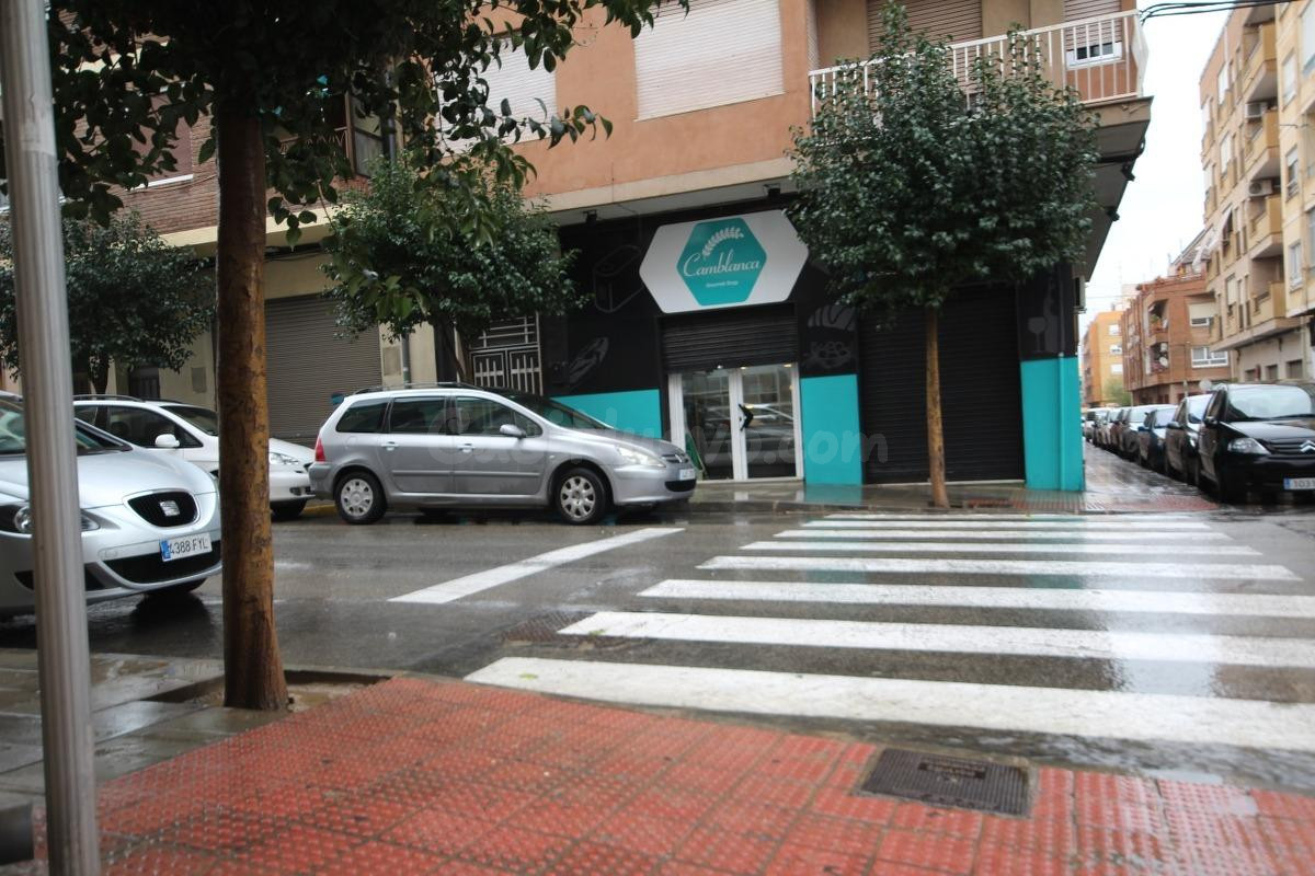 LOCAL ESQUINA EN ELDA. - foto 2