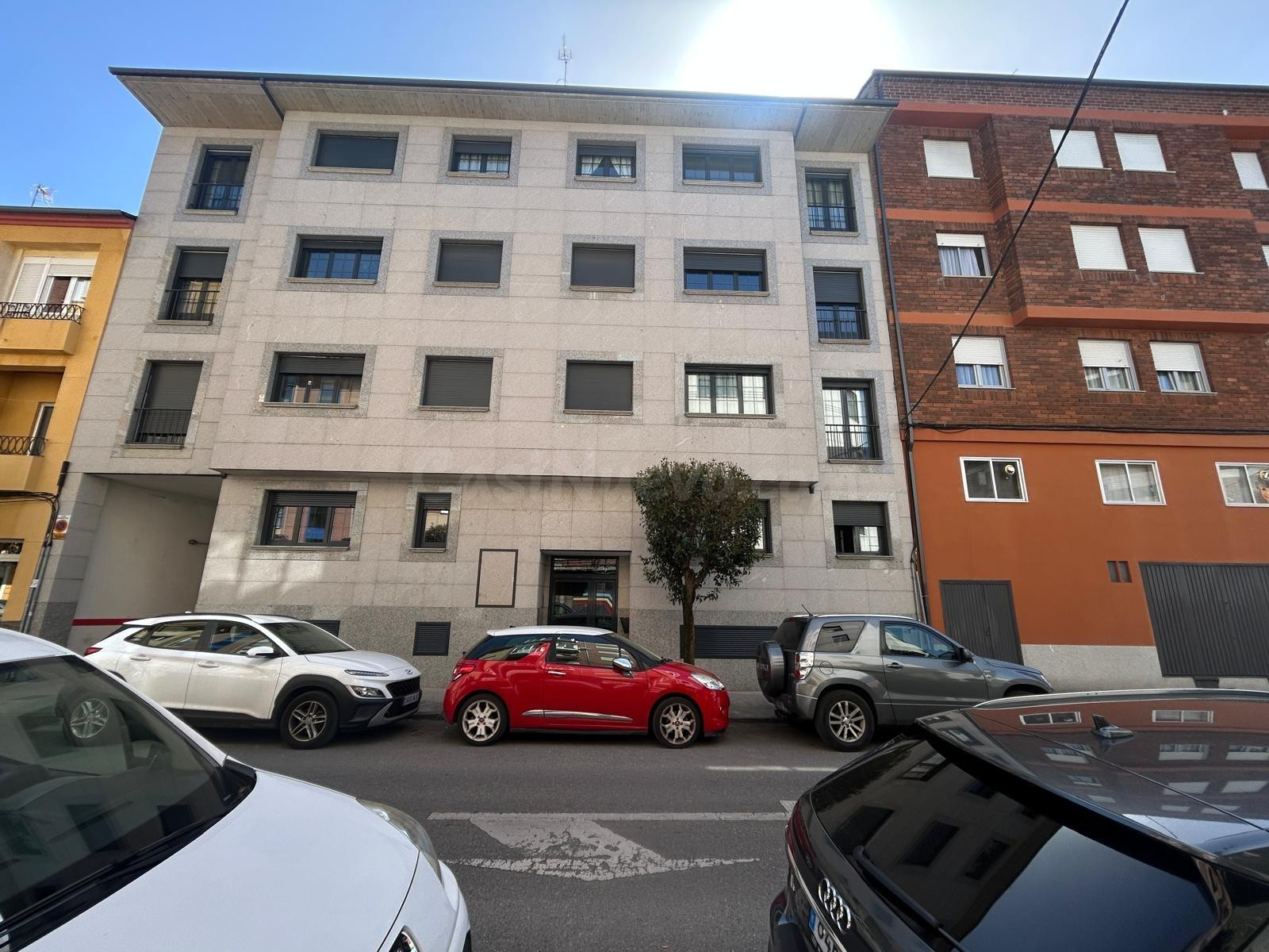 Dúplex Nuevo en el Encantador Barrio de los Judíos, Ponferra