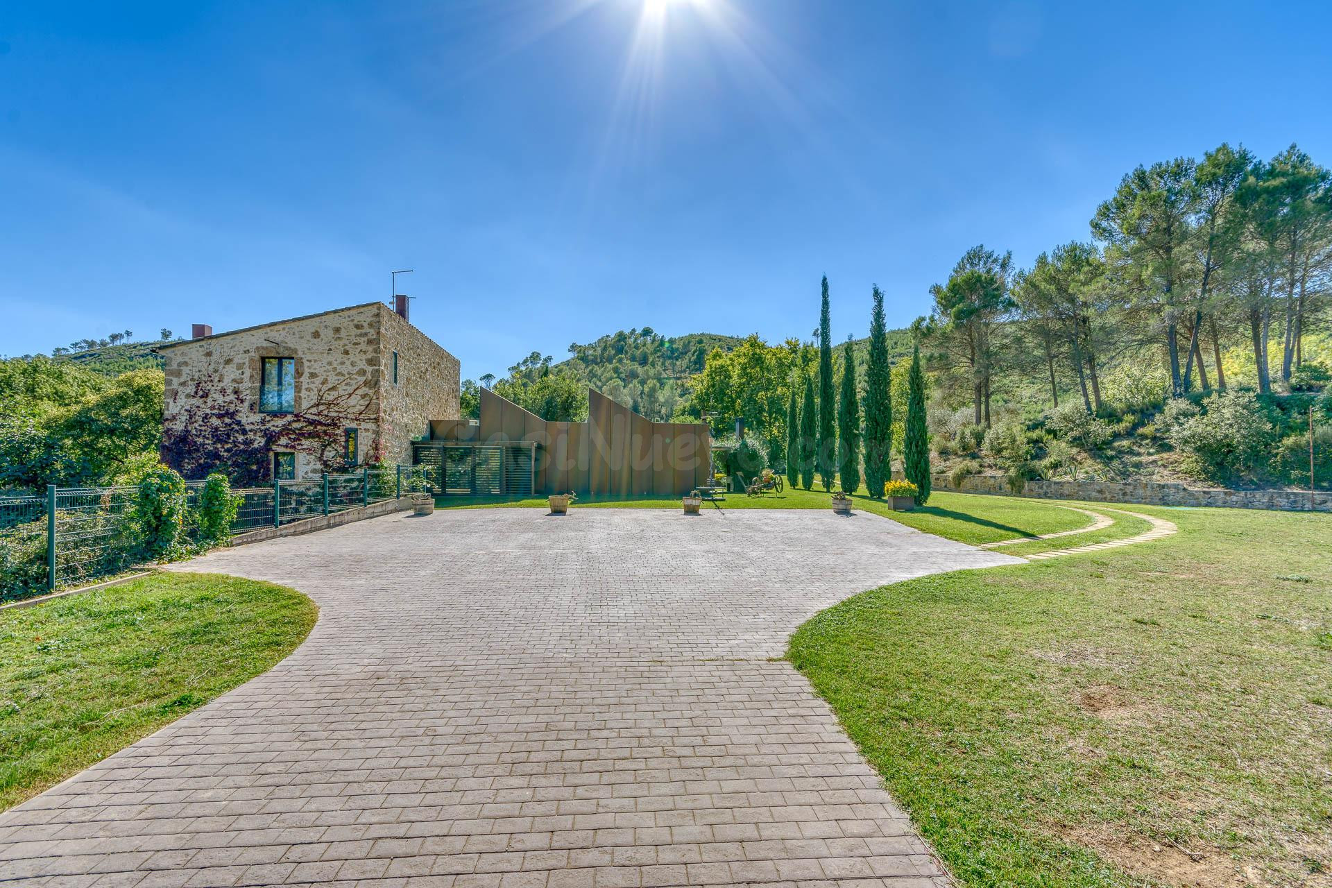 Masia en venta en Boadella d'Empordà - foto 4