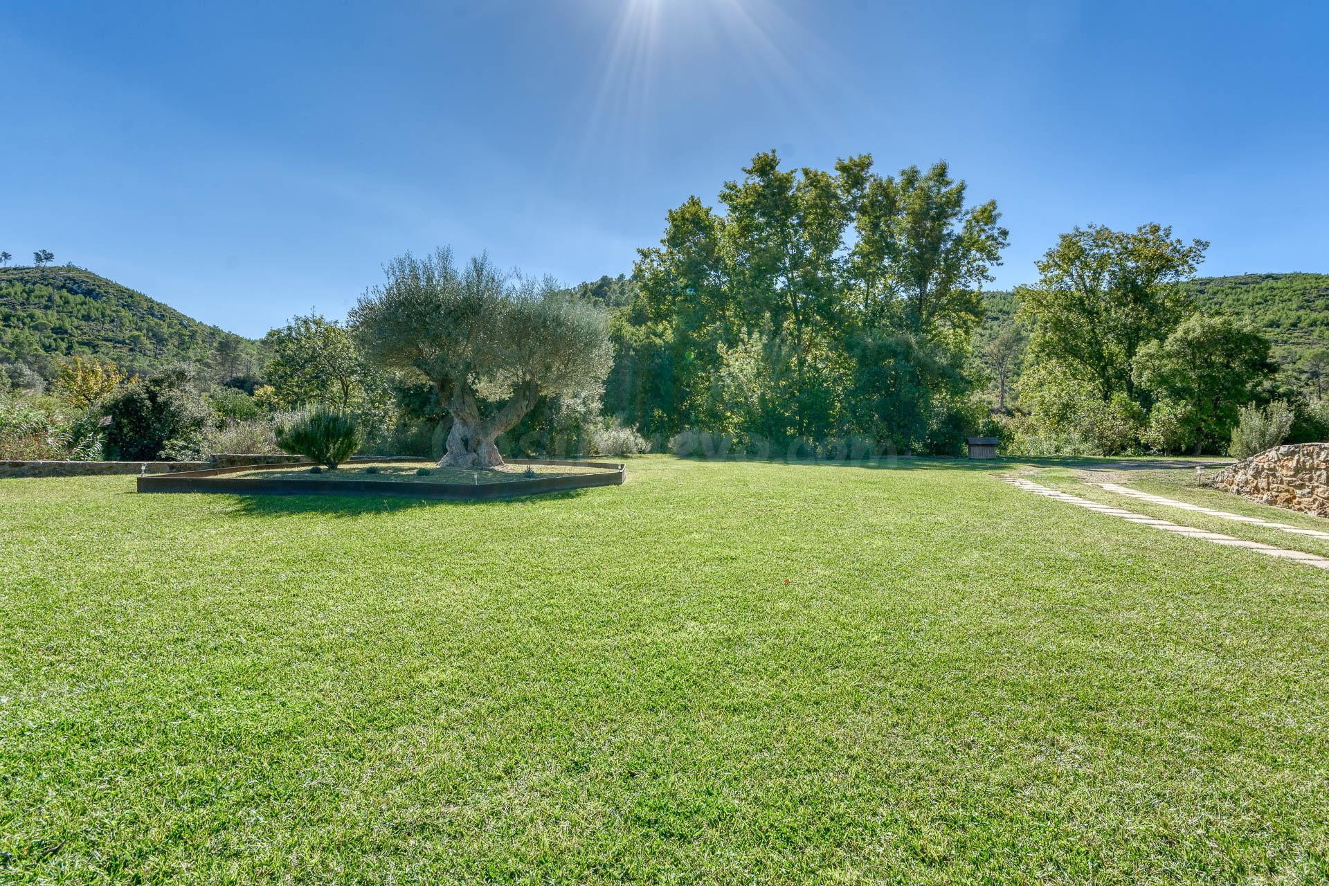 Masia en venta en Boadella d'Empordà - foto 5