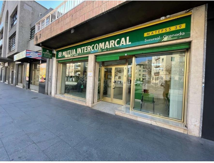 LOCAL EN CAMINO DE RONDA