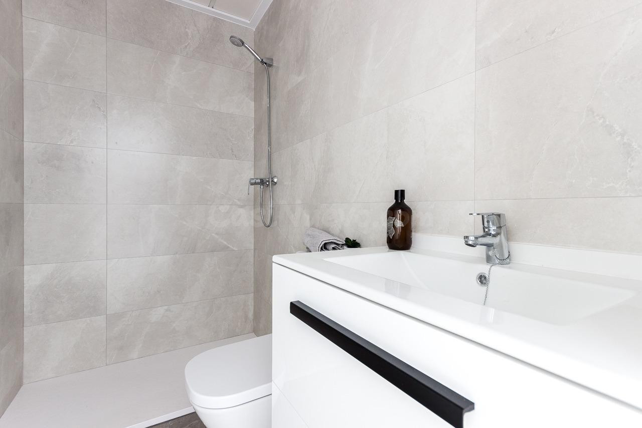 ¡Exclusiva vivienda de obra nueva en la Avenida de Madrid, P - foto 4