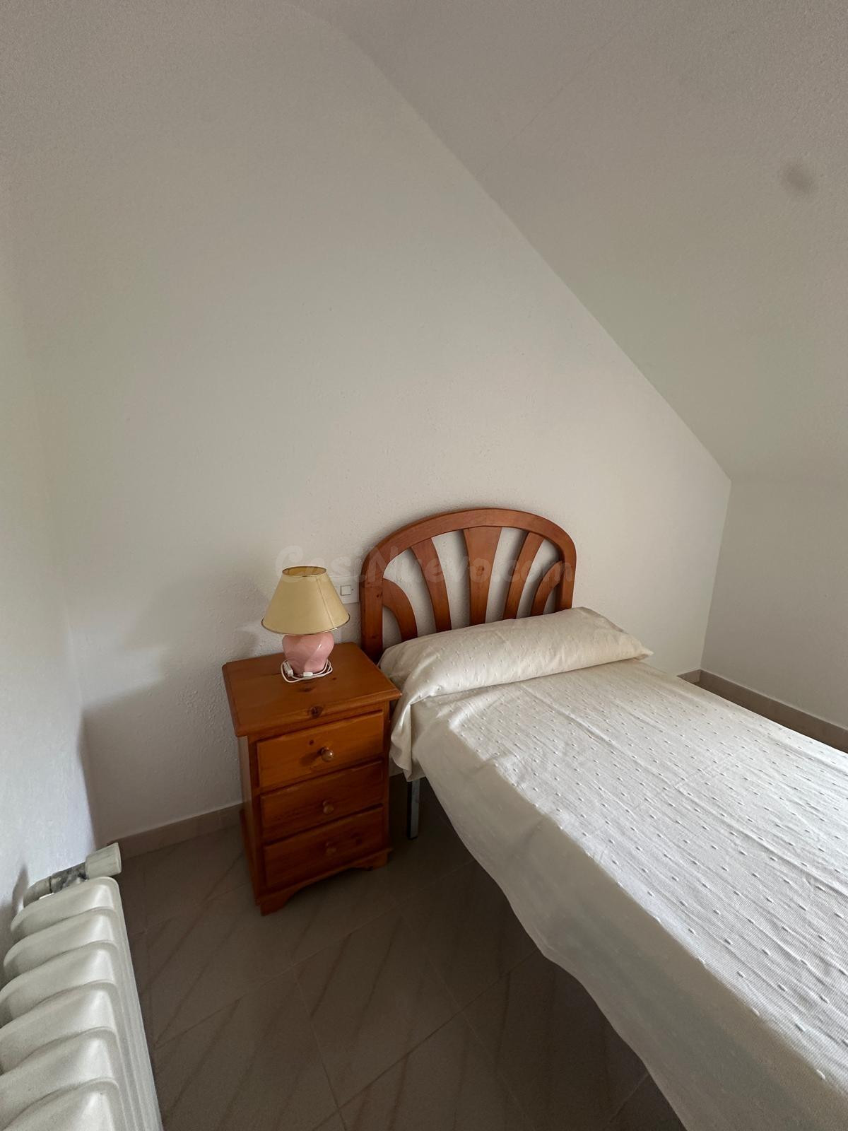 CASA CON TERRENO EN VEGA DE VALCARCE (CAMINO DE SANTIAGO) - foto 3