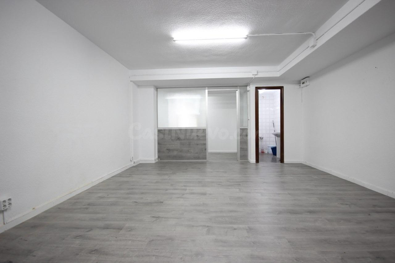 Amplio Local Comercial en el Corazón de Elda - Ideal para tu - foto 5
