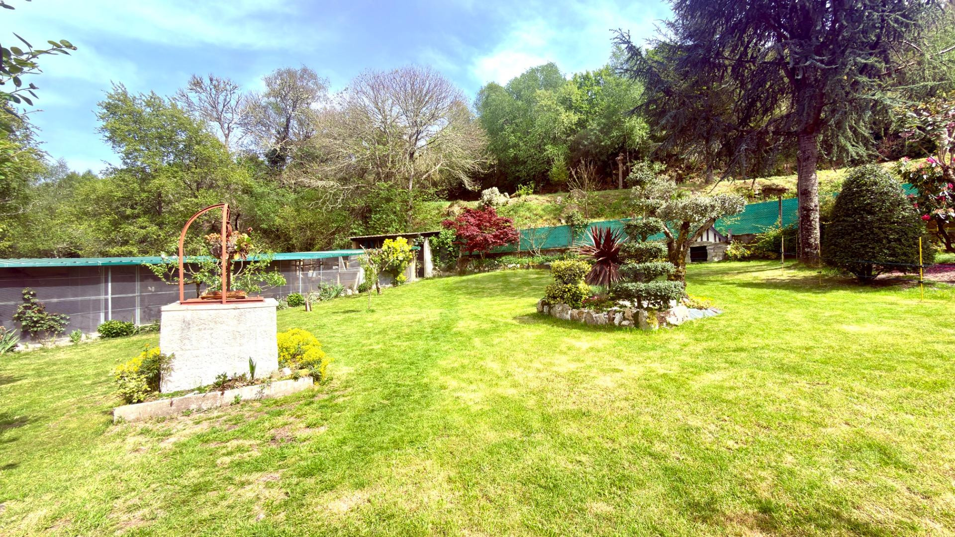 Casa de piedra con encanto en Esgos registrada y amueblada - foto 4