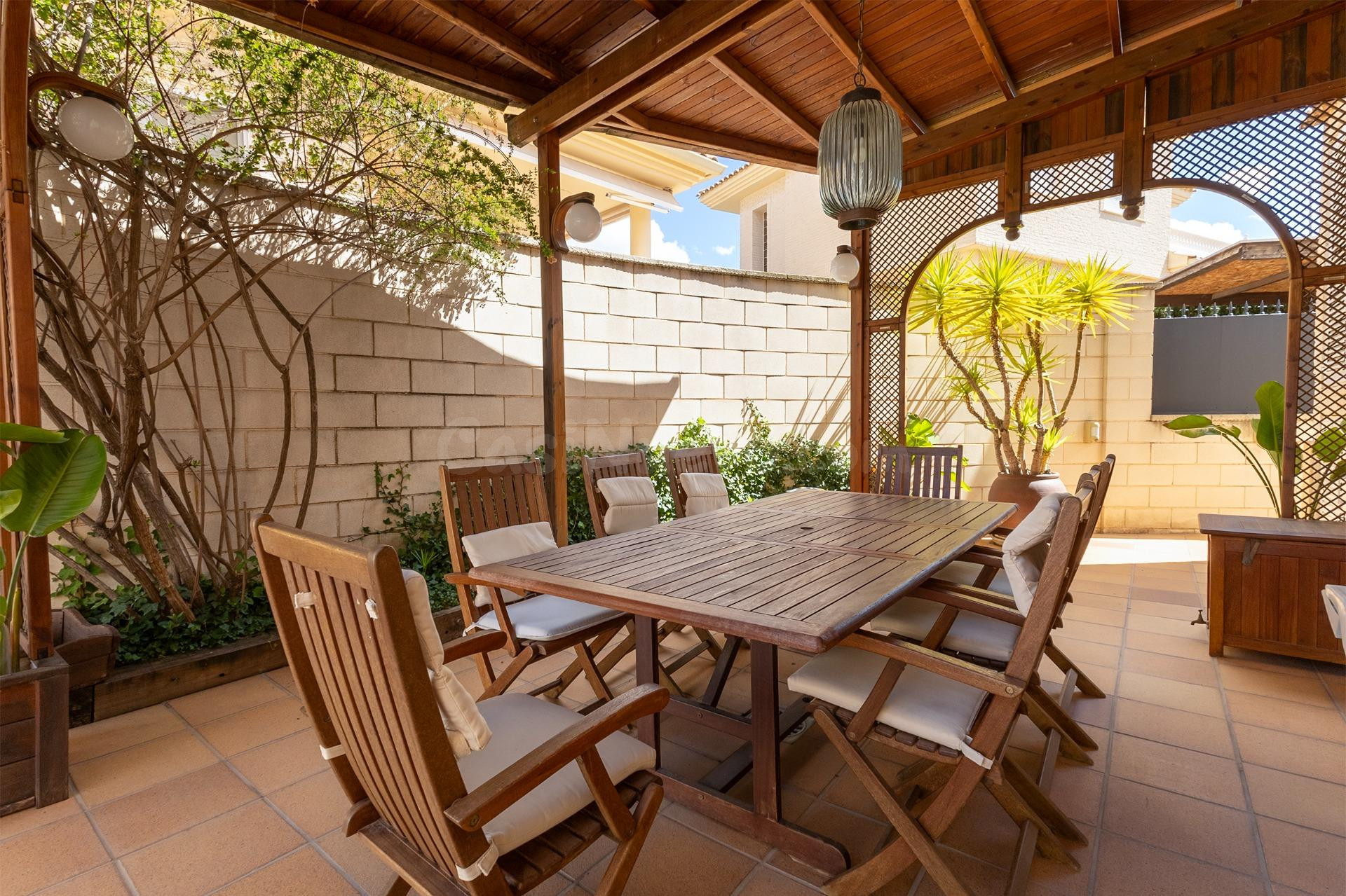 EXCLUSIVO CHALET EN ZONA CLUB DE CAMPO (ELDA-PETRER) - foto 4