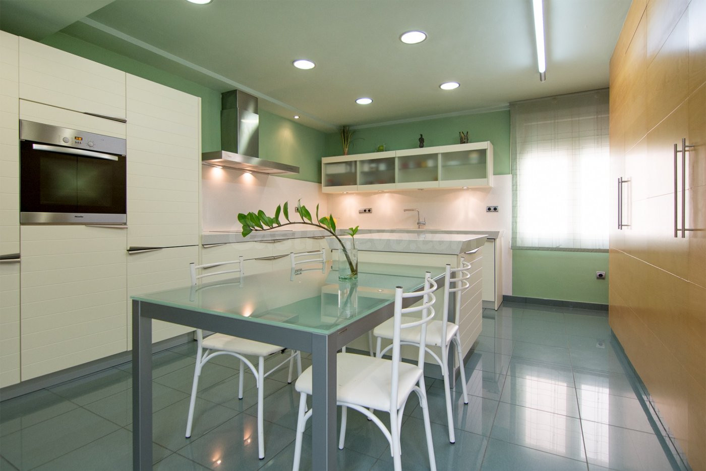 CASA EN EL EIXAMPLE DE FIGUERES - foto 4