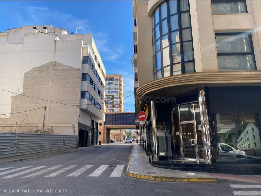 ¡INVERSORES! Solar Urbano de 310 m2 en Pleno Centro de Elda  - foto 3