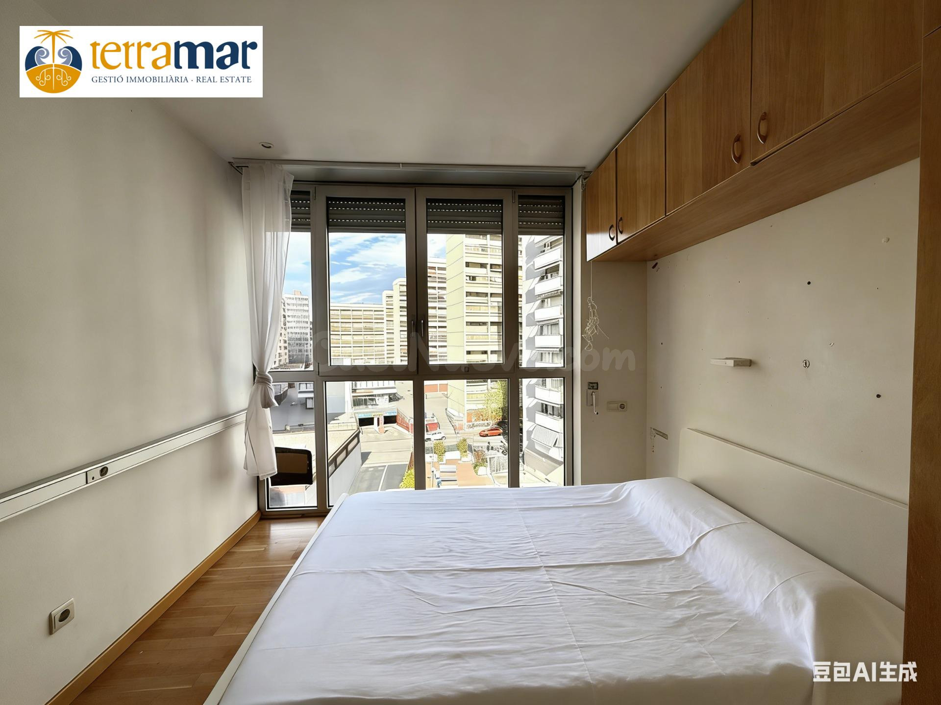 MAGNIFICO PISO EN SANTS-MONTJÜIC CON PISCINA Y ASCENSOR - BARCELONA - foto 5