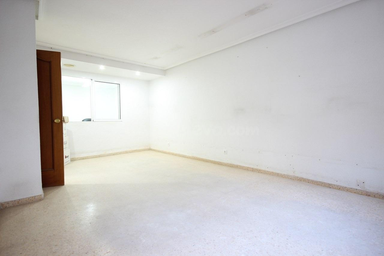 Oficina en Alquiler en Elda - Zona Padre Manjón - foto 4