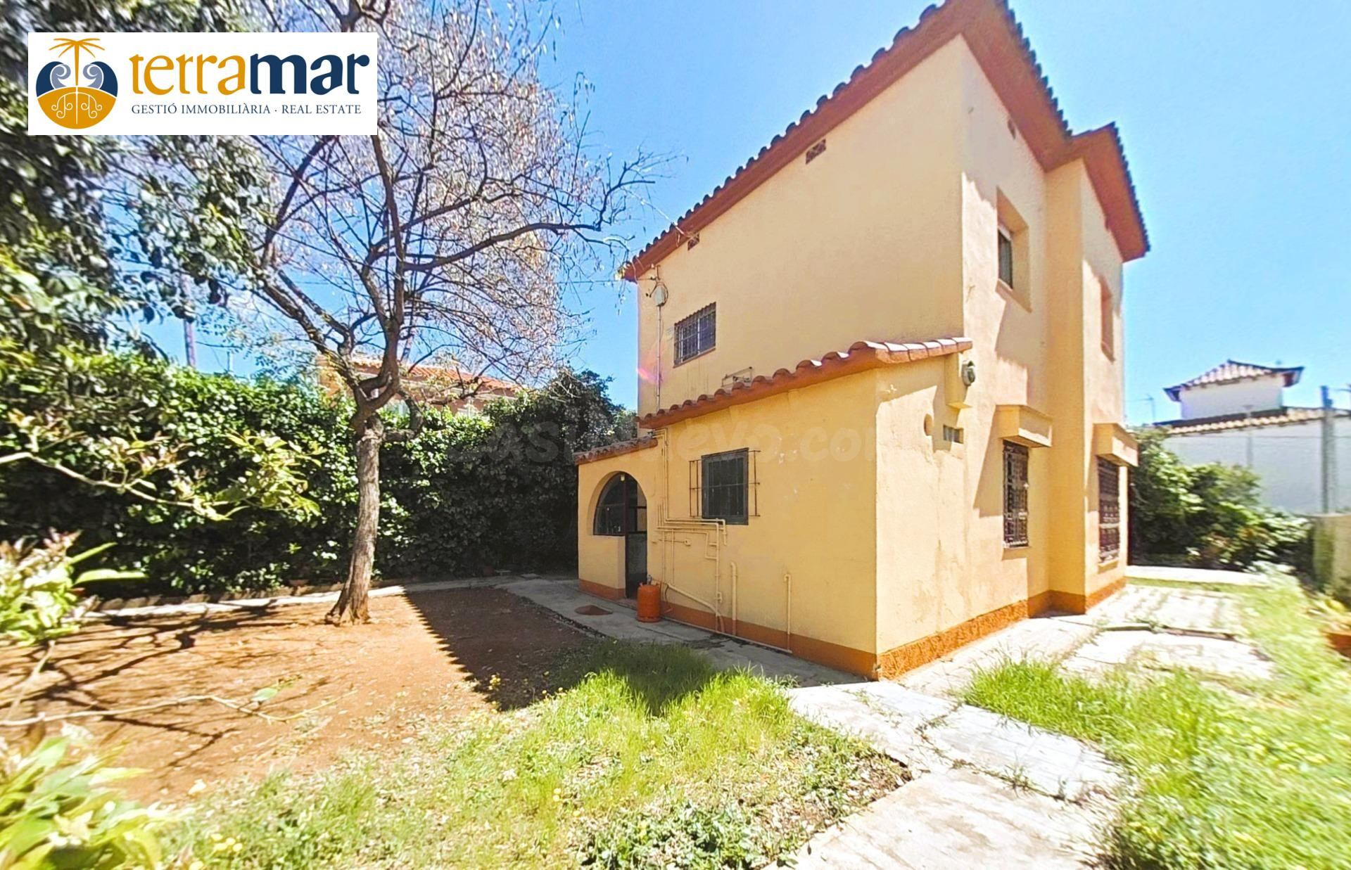 CASA INDEPENDIENTE EN ALBARROSA PARA REFORMAR A TU GUSTO