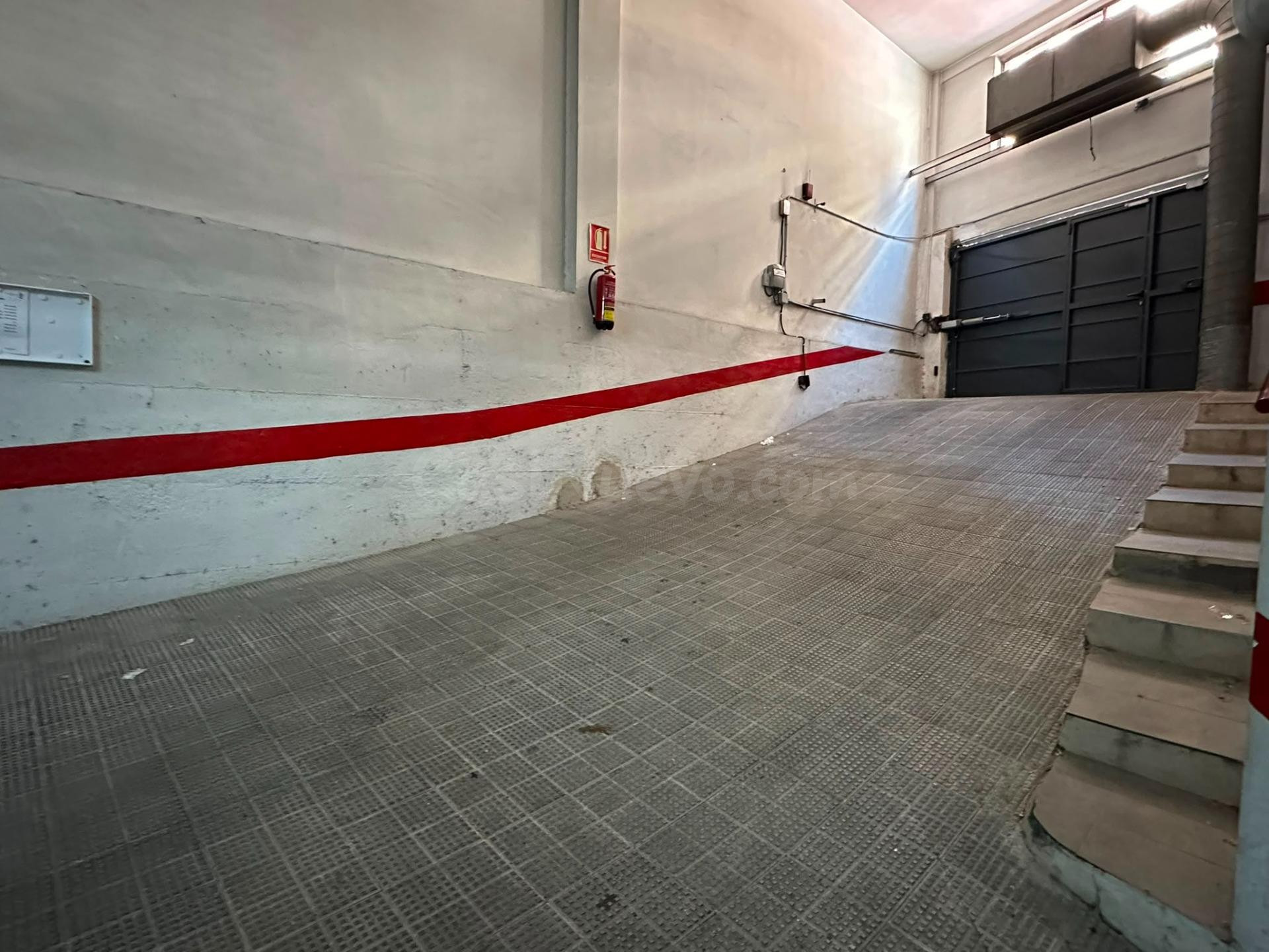 ¡Oportunidad Única! 2 plazas de garaje en Elda por solo €18. - foto 5
