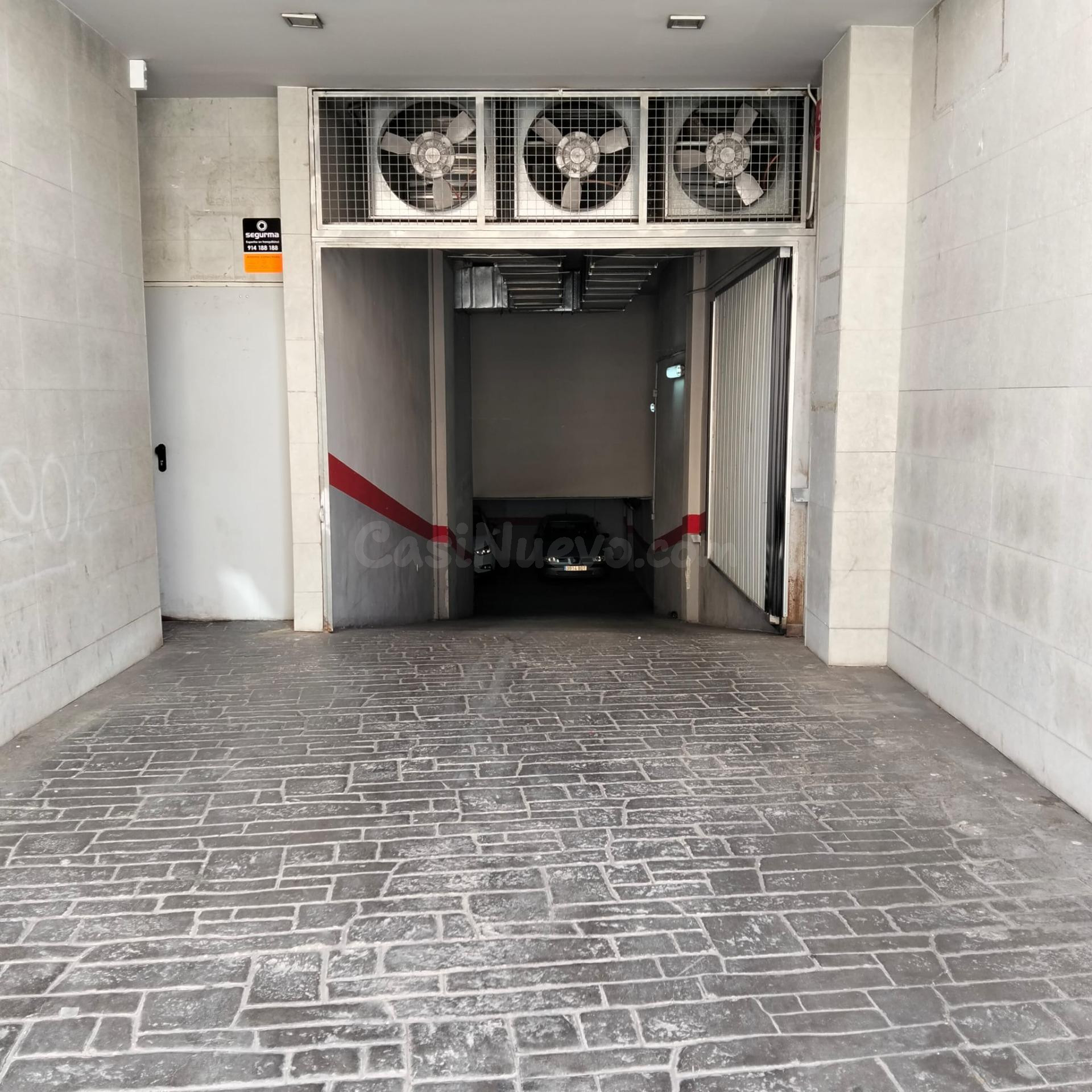 ¡Oportunidad Única! Garaje en Venta en Elda por solo €13,500 - foto 3