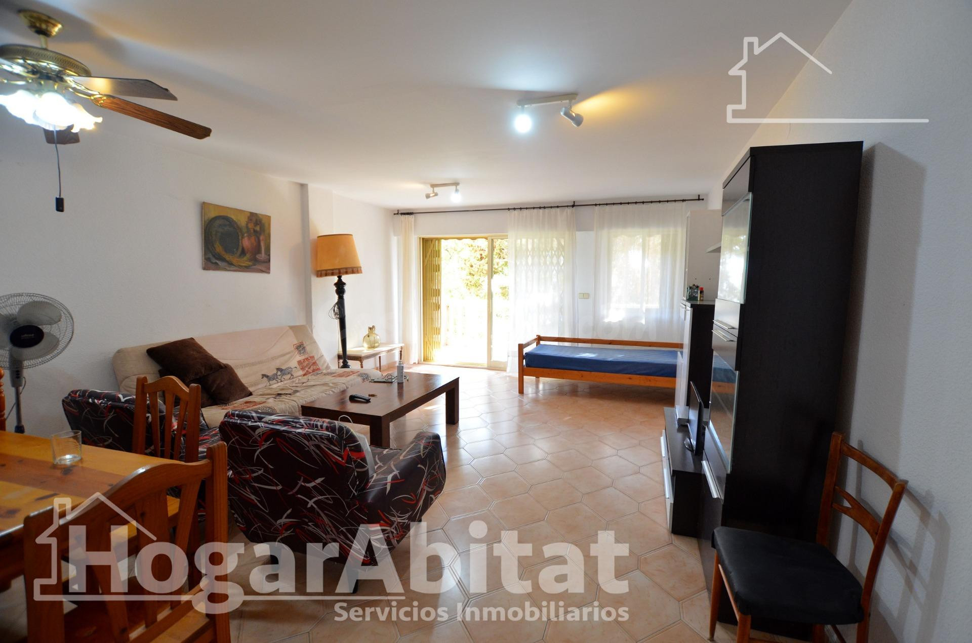 EN RESIDENCIAL CON PISCINA, GARAJE Y TERRAZA JUNTO A LA PLAY - foto 4