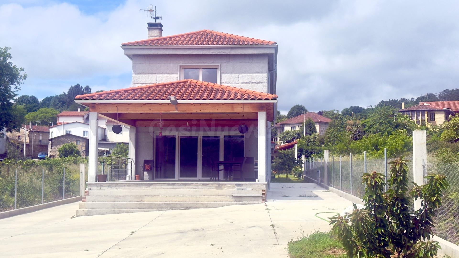 Casa Chalet Independiente de Obra Nueva en Venta - 2023