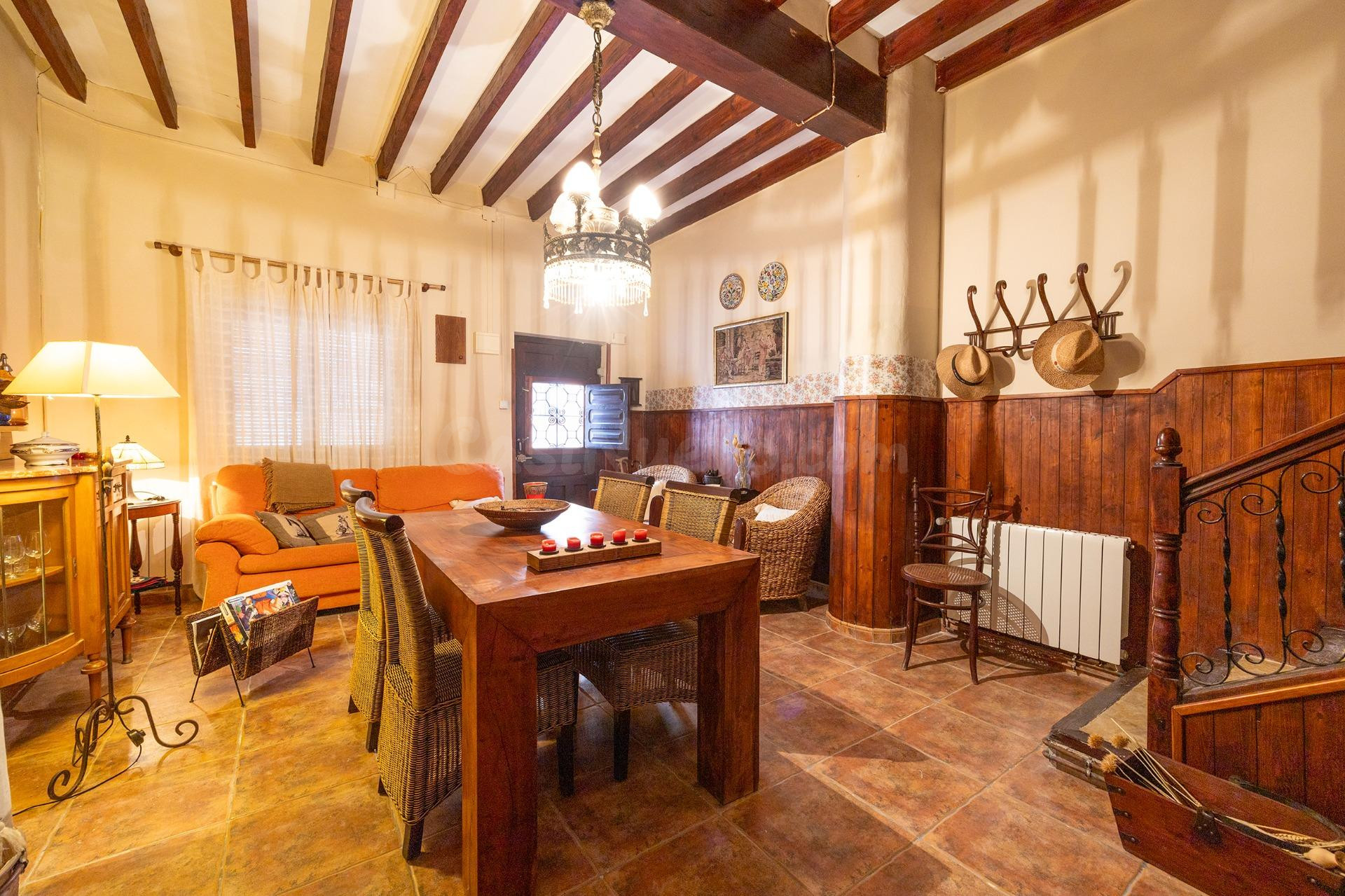 Casa de pueblo en Aigües de Busot: Historia, calma y encanto - foto 4