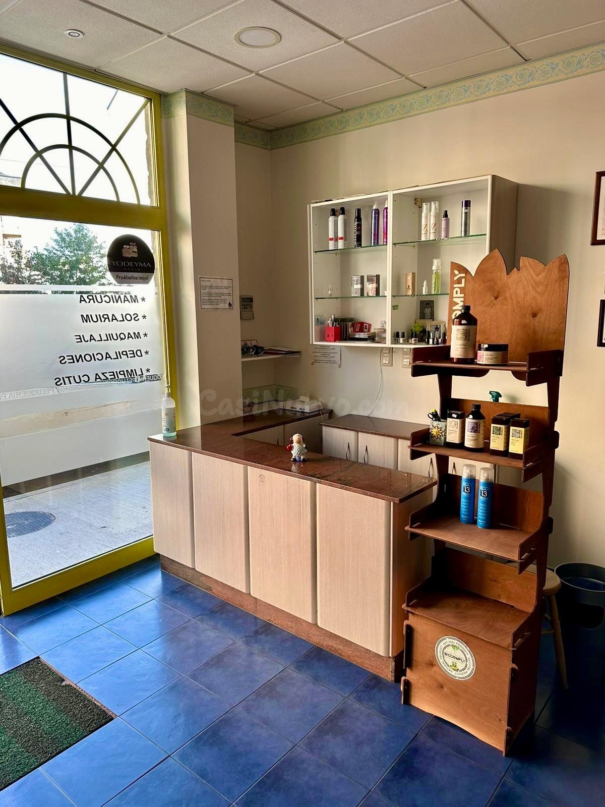 Local Comercial de Peluquería en El Barco de Valdeorras - Ce - foto 4