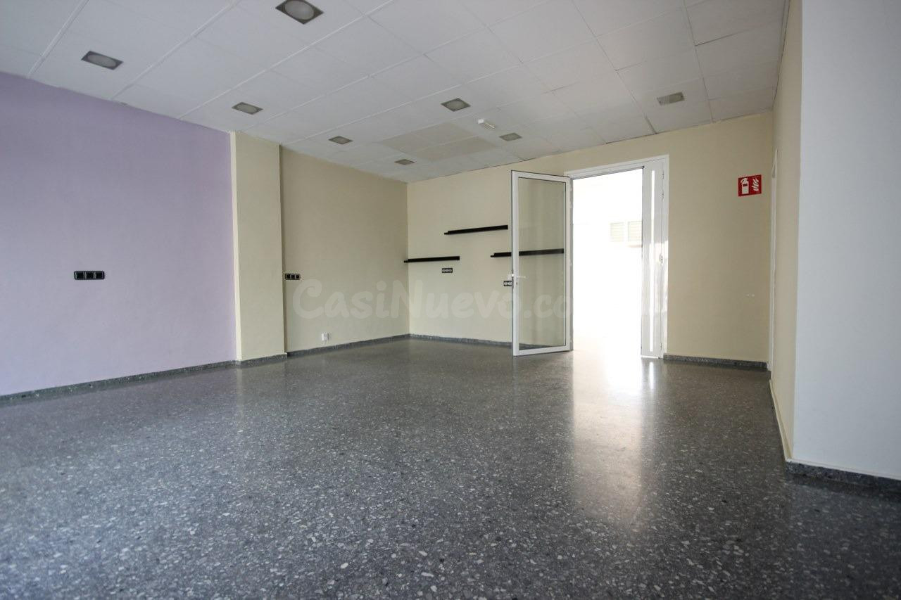 Oportunidad Única: Local Comercial en Alquiler en La Canal,  - foto 2