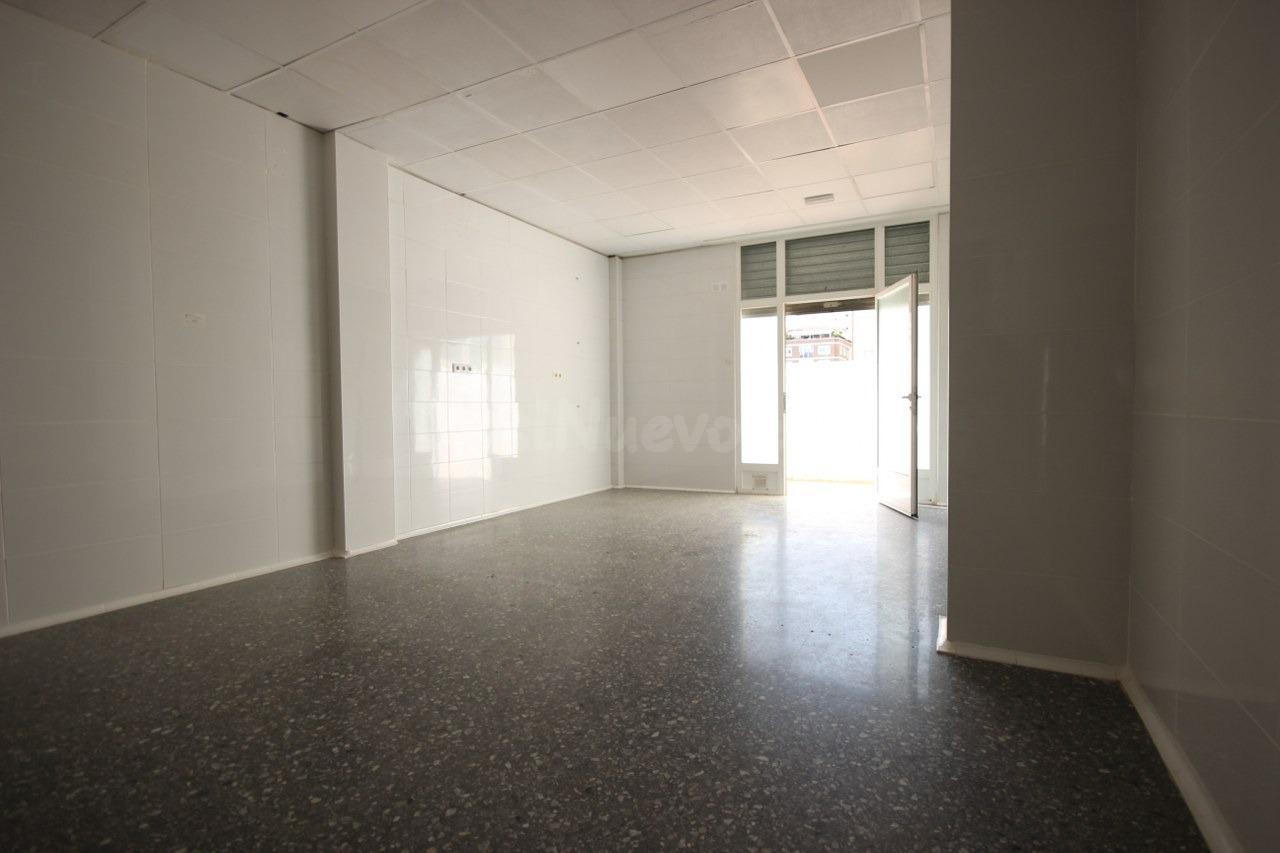 Oportunidad Única: Local Comercial en Alquiler en La Canal,  - foto 5