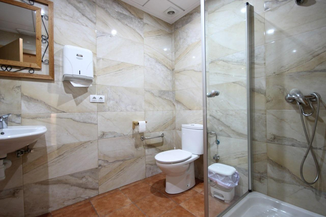 Local Comercial esquina ideal para Negocios. - foto 4