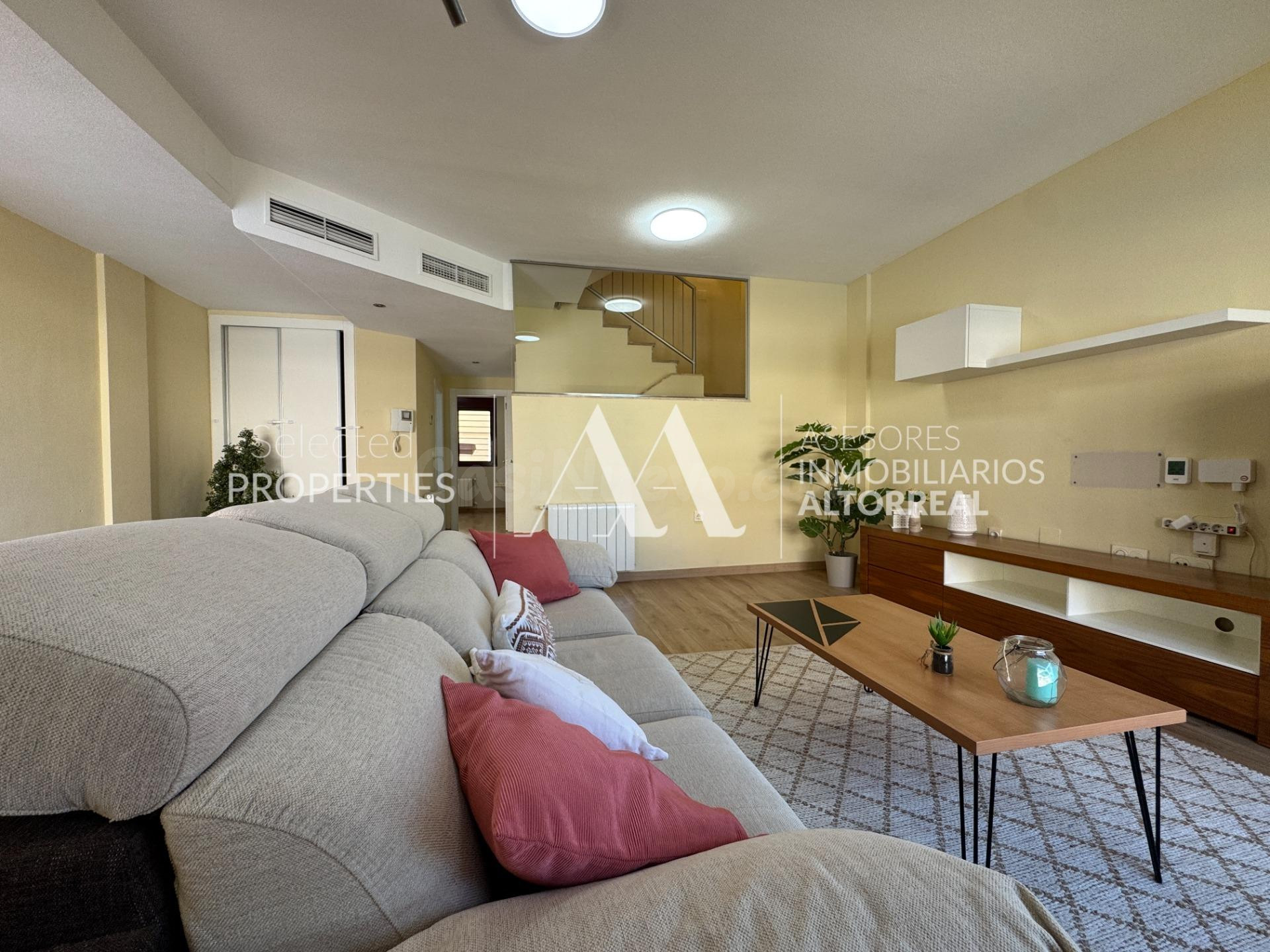 Chalet Adosado con garaje en Altorreal-El Chorrico (Molina d - foto 4