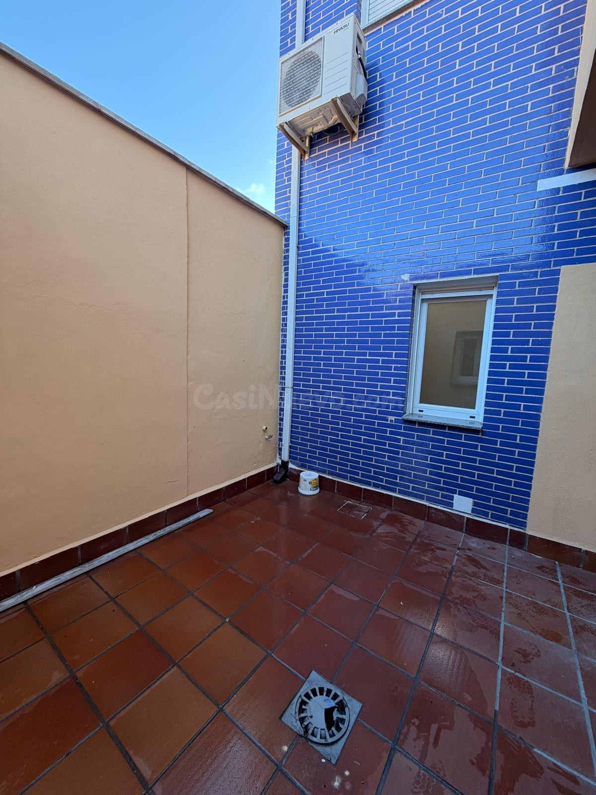 SE VENDE CASA DE TRES PLANTAS - foto 4