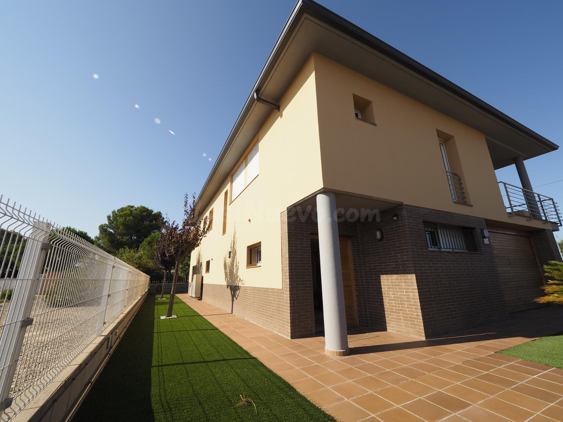 Casa unifamiliar en Vilamalla, Pont del Príncep, Girona - foto 3