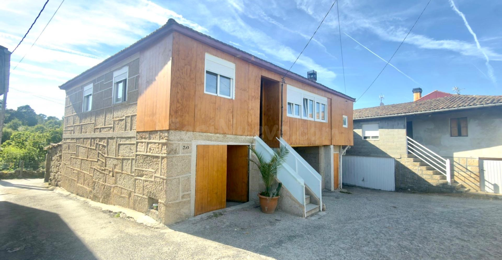 Casa de Piedra con Carácter en Gundías - Oportunidad de Inve