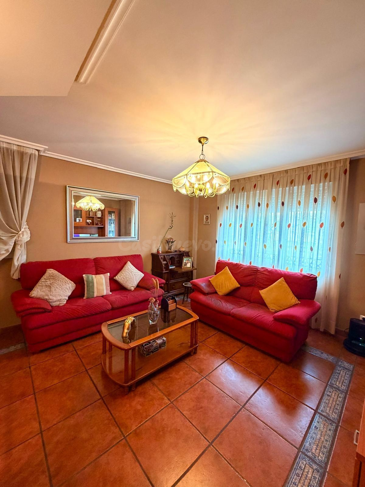 VENTA DE CHALET EN ARROYO - foto 2