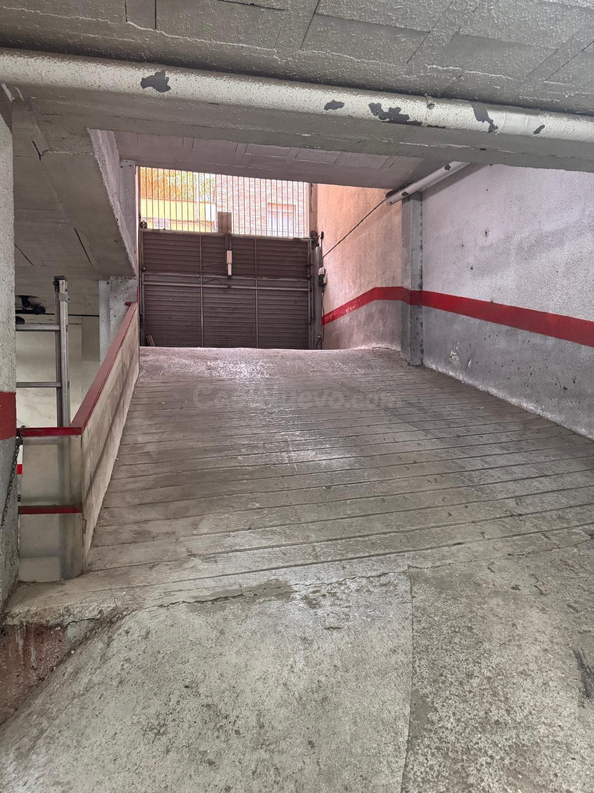 Plaza Parking Raval, Santa Coloma de Gramanet - foto 3