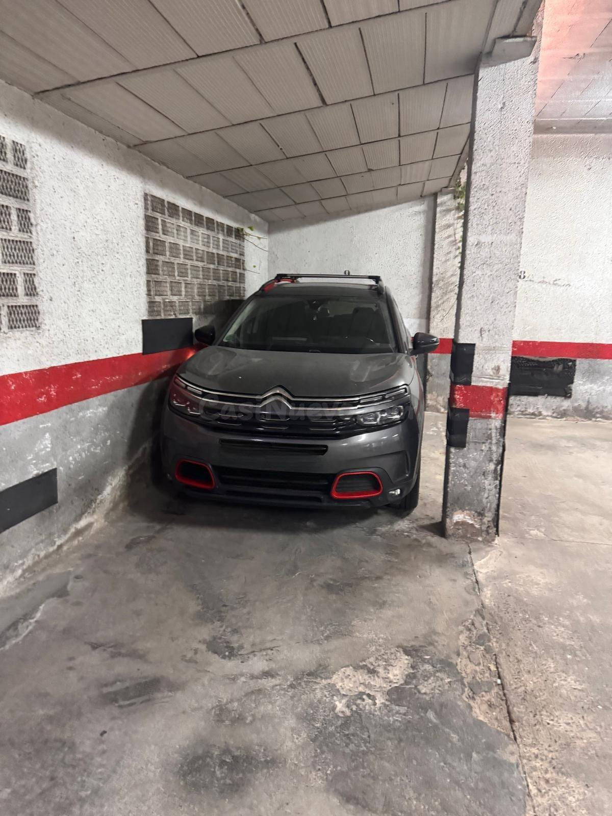 Plaza Parking Raval, Santa Coloma de Gramanet - foto 4