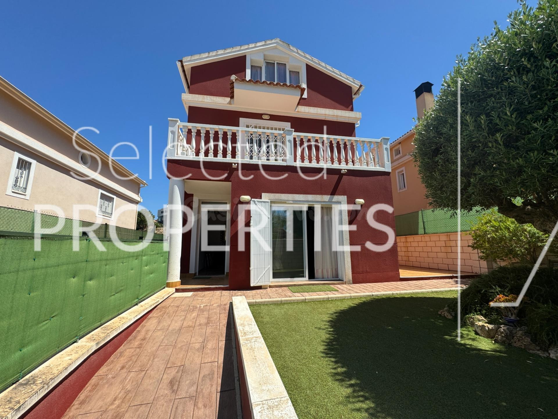 CHALET  INDEPENDIENTE EN ALTORREAL  - EL CHORRICO CON PISCIN