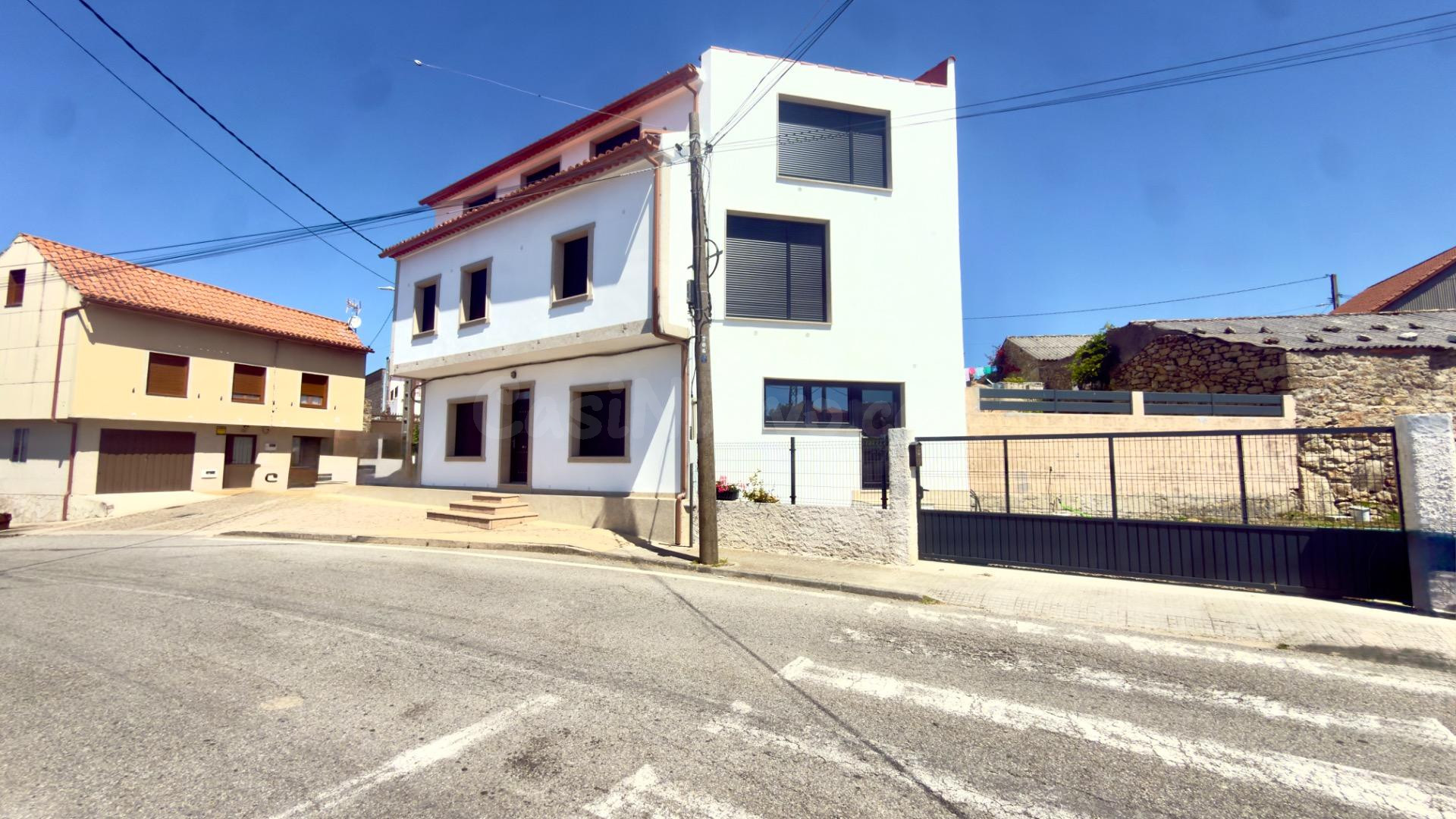 Casa Independiente en Vixán, Ribeira con 4 habitaciones 3 ba - foto 5