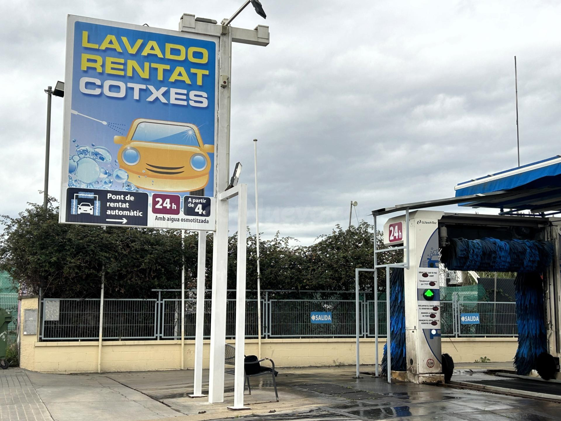 SE VENDE LAVACOCHES AUTOMATIZADO 24H CON PARCELA EN PROPIEDA - foto 3