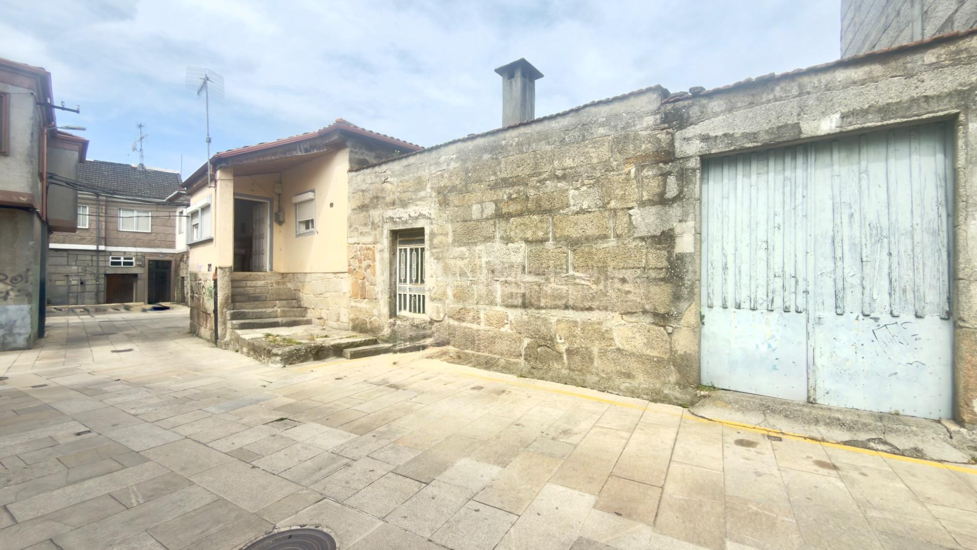 # Casa Chalet Independiente en el Centro de Xinzo - Oportuni - foto 2