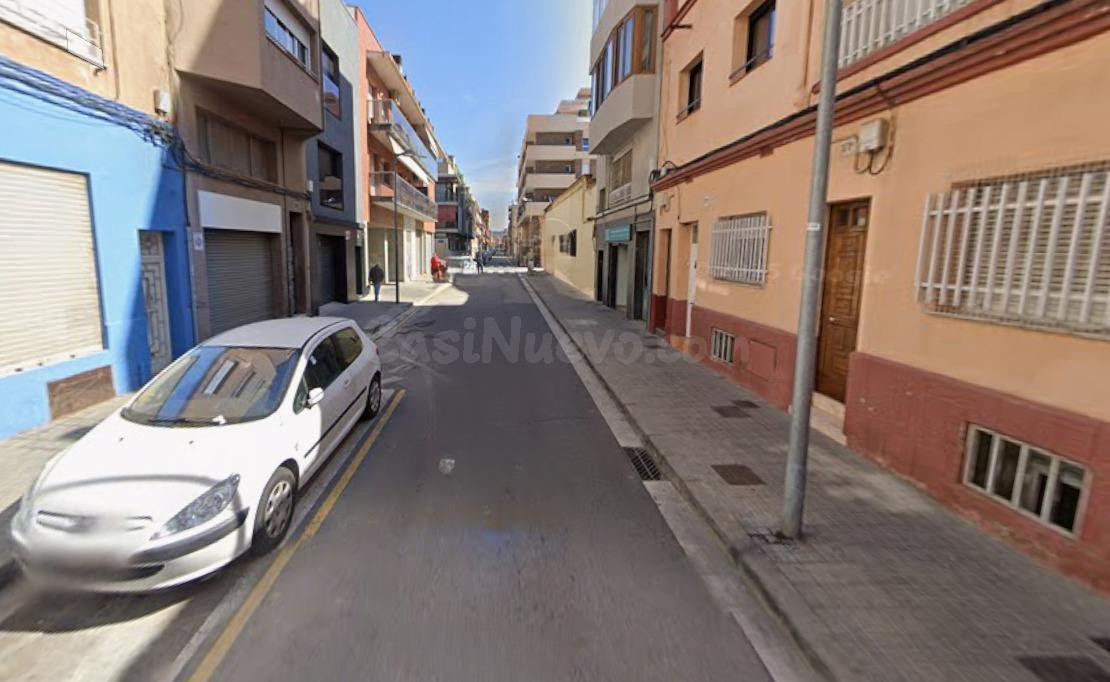OPORTUNIDAD INVERSORES: Casa Adosada con Gran Potencial Urba