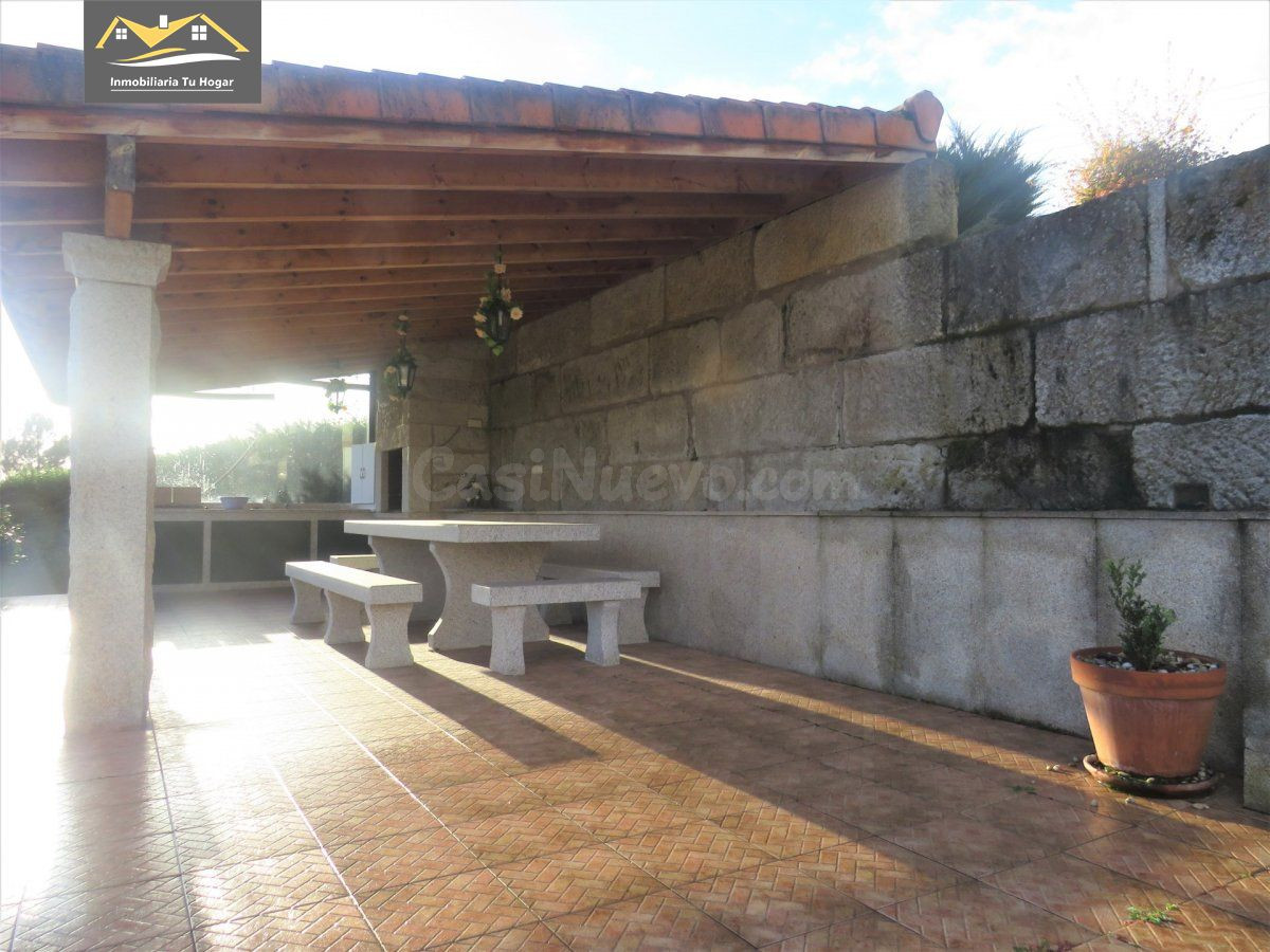 Chalet Independiente en Cumial, con 6 habitaciones 3 baños y - foto 4