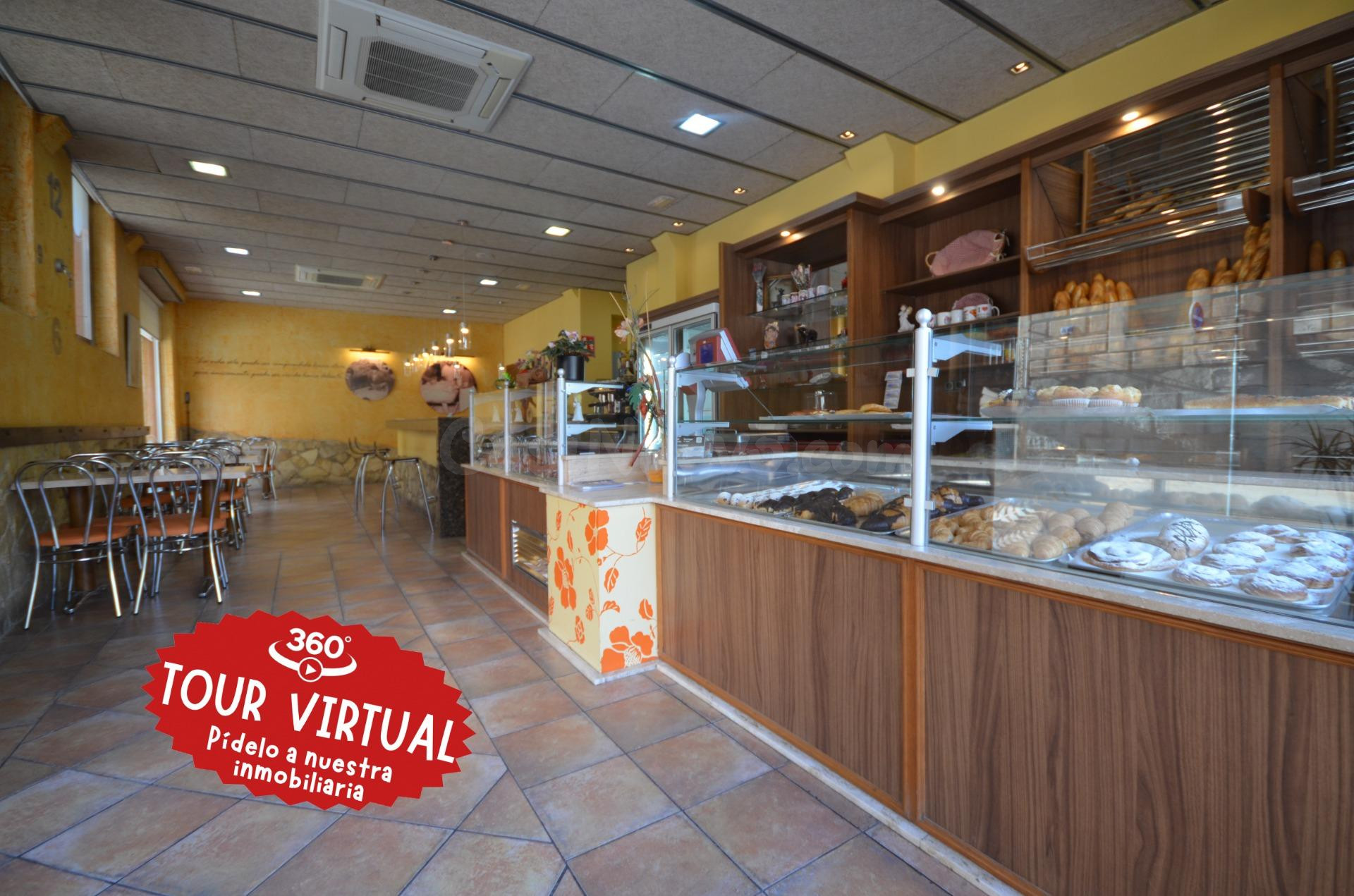 Negocio en funcionamiento de cafeteria, panaderia y reposter