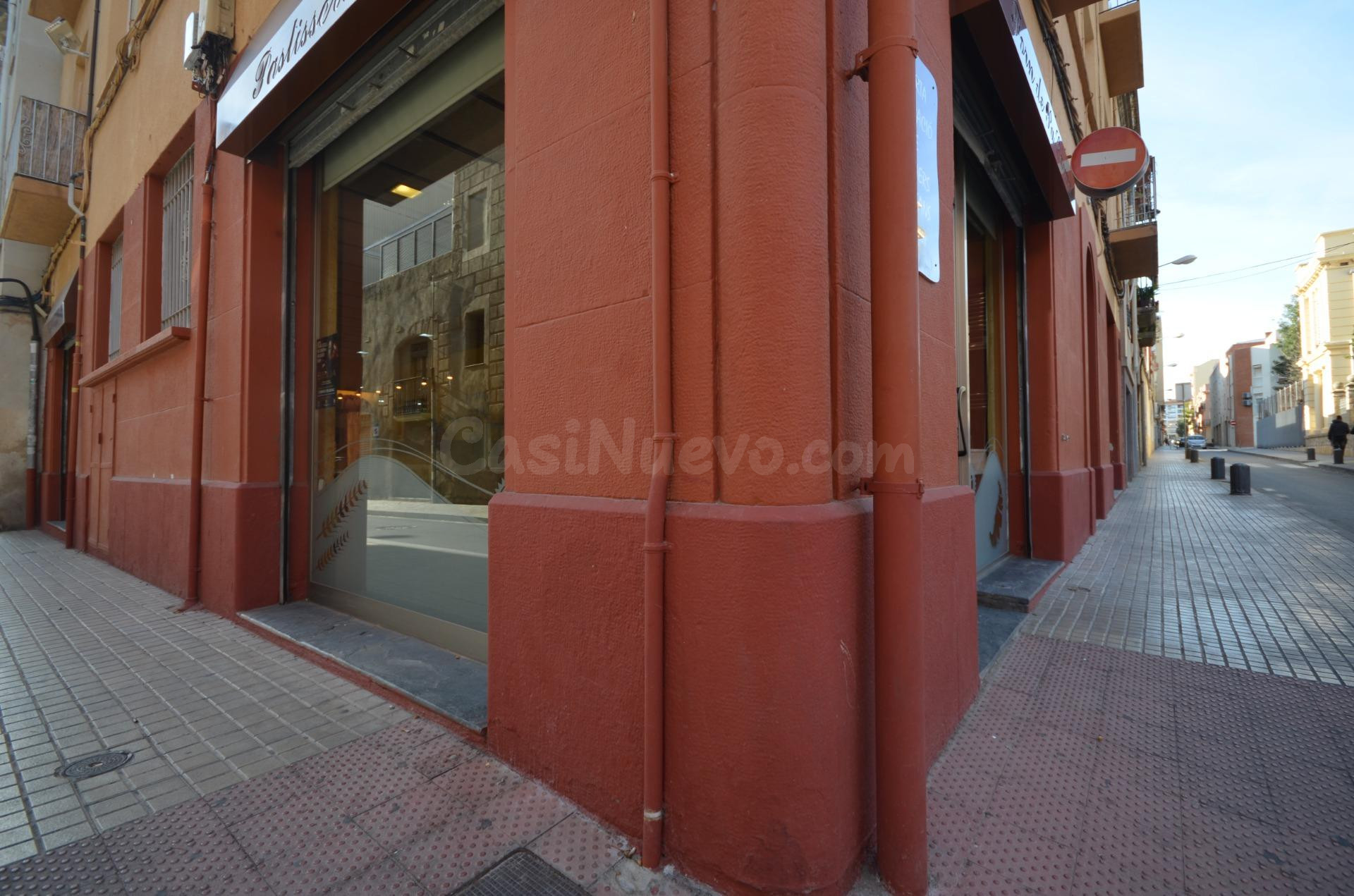 Negocio en funcionamiento de cafeteria, panaderia y reposter - foto 5
