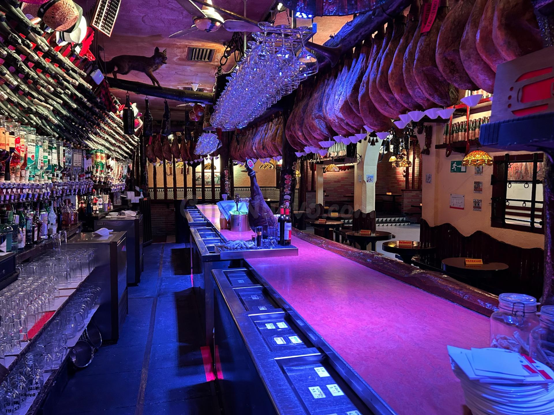 Discoteca Taberna con Historia y Potencial Urbanístico en pl - foto 2