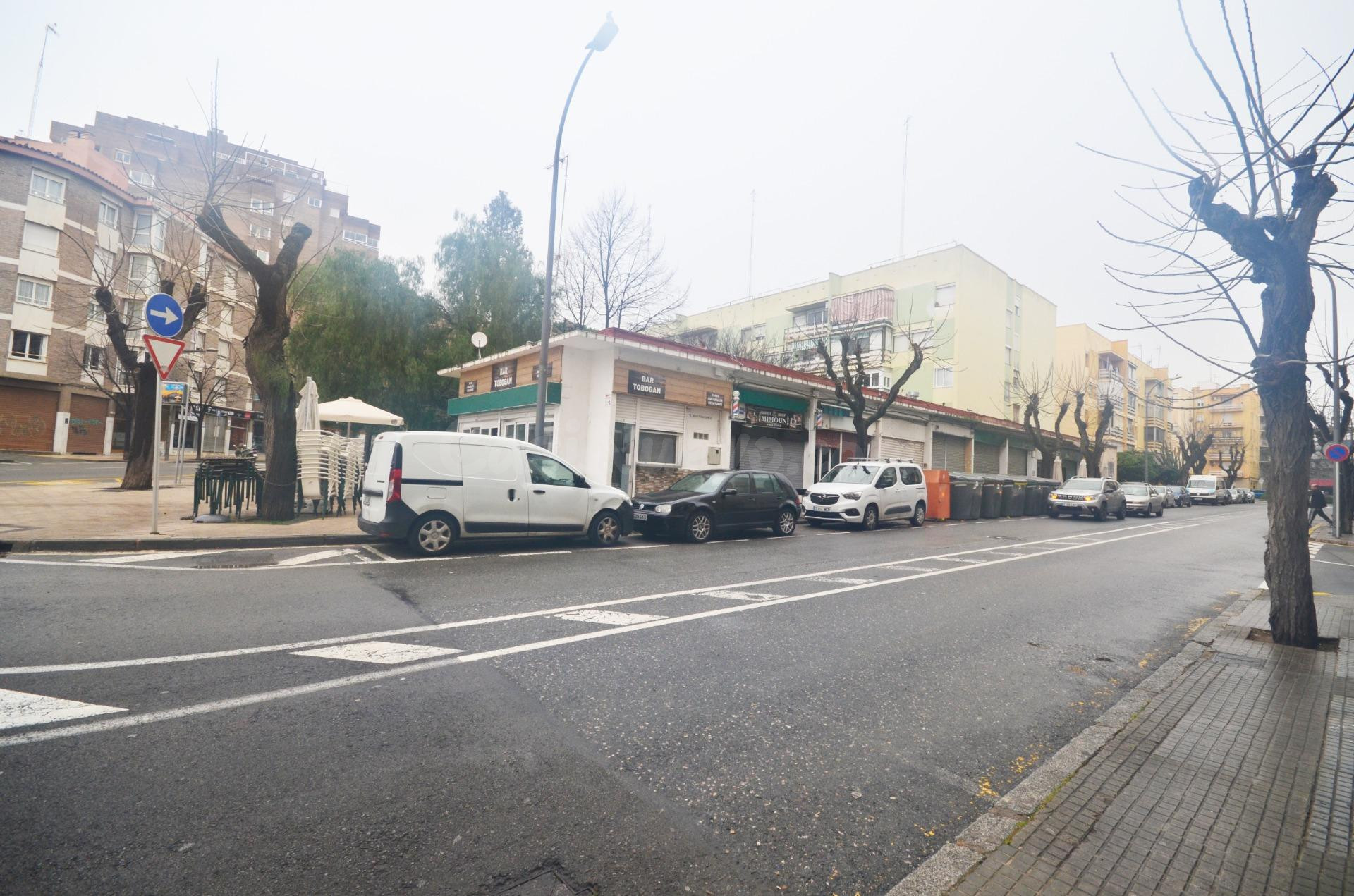 Local de 38 m2 bien ubicado, cerca La Fira, Carrefour y Juzg - foto 2