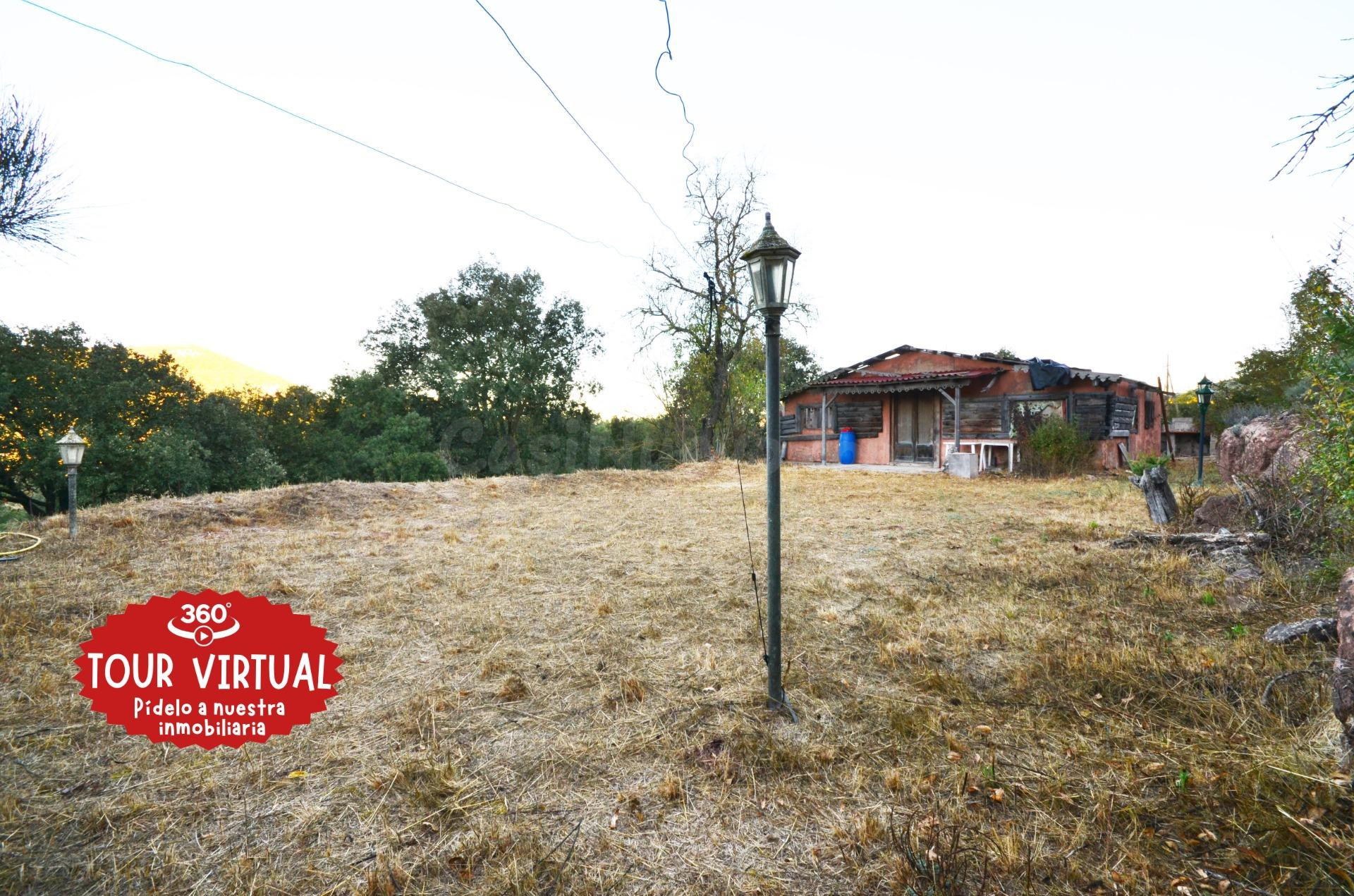 Parcela con vivienda en Prades, la "Vil·la vermella".