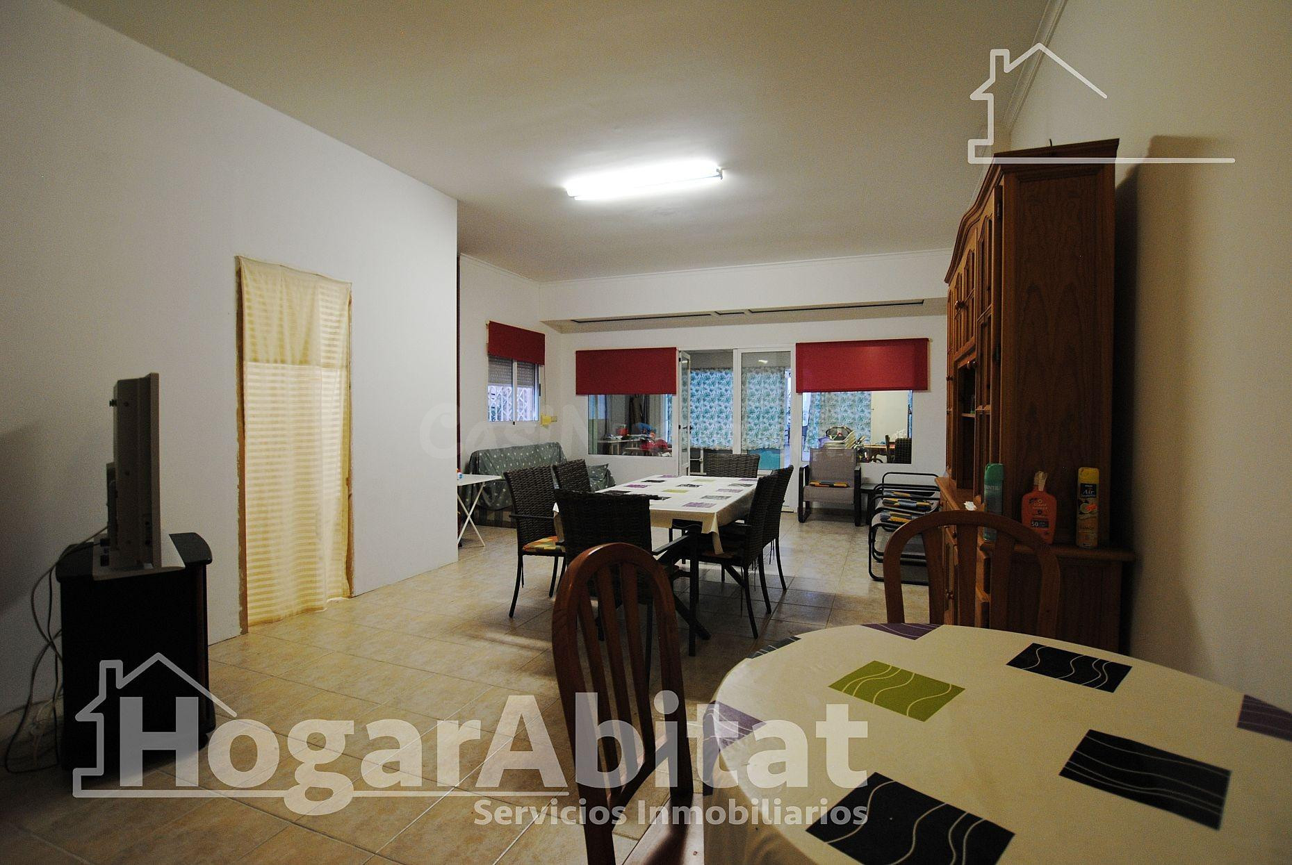 EXTERIOR CON TERRAZA JUNTO A LA PLAYA - foto 3