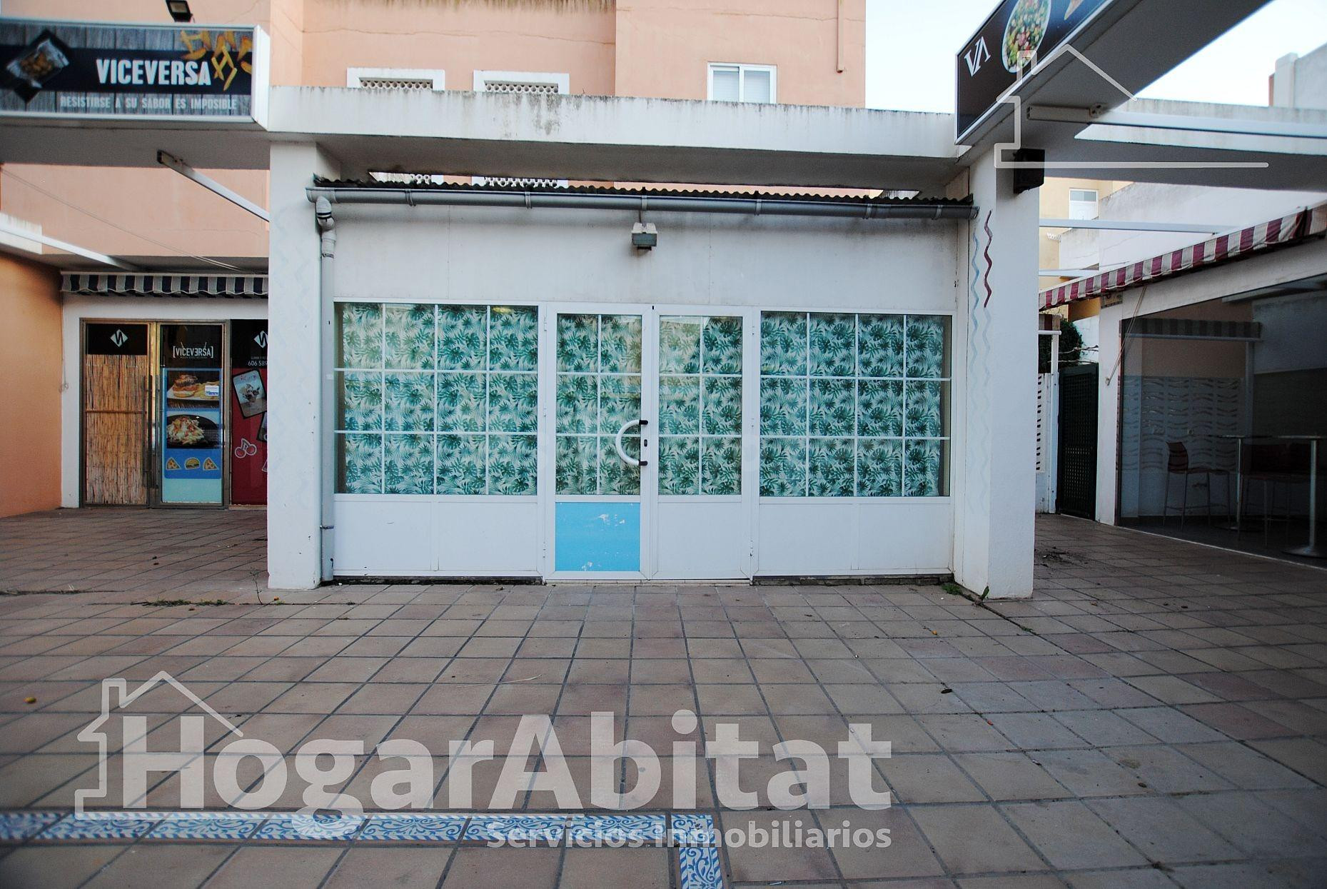 EXTERIOR CON TERRAZA JUNTO A LA PLAYA - foto 5