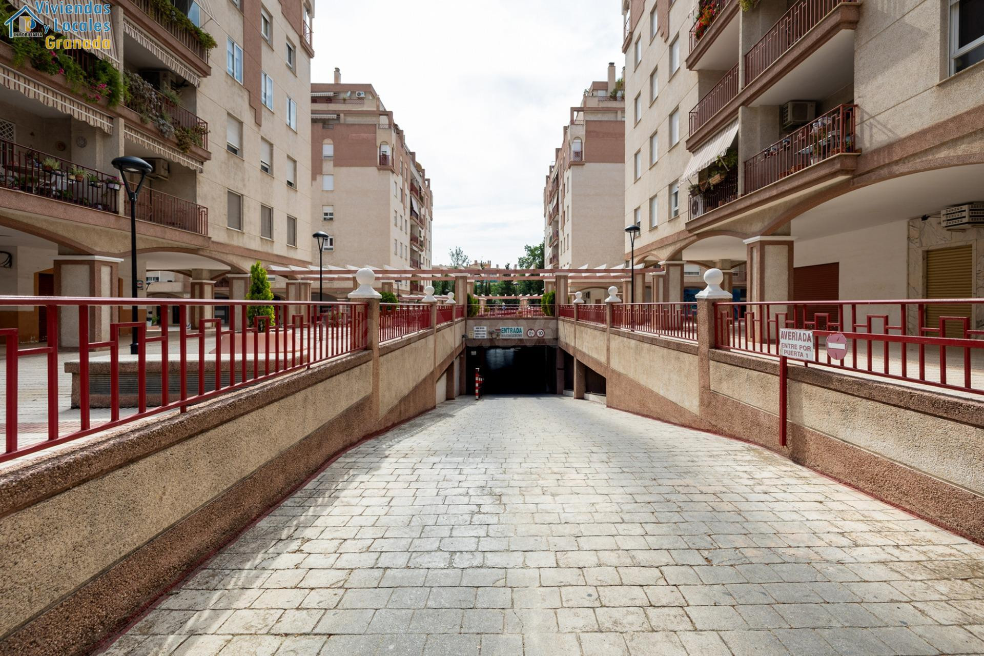 Plaza de garaje en Villarejo. - foto 4