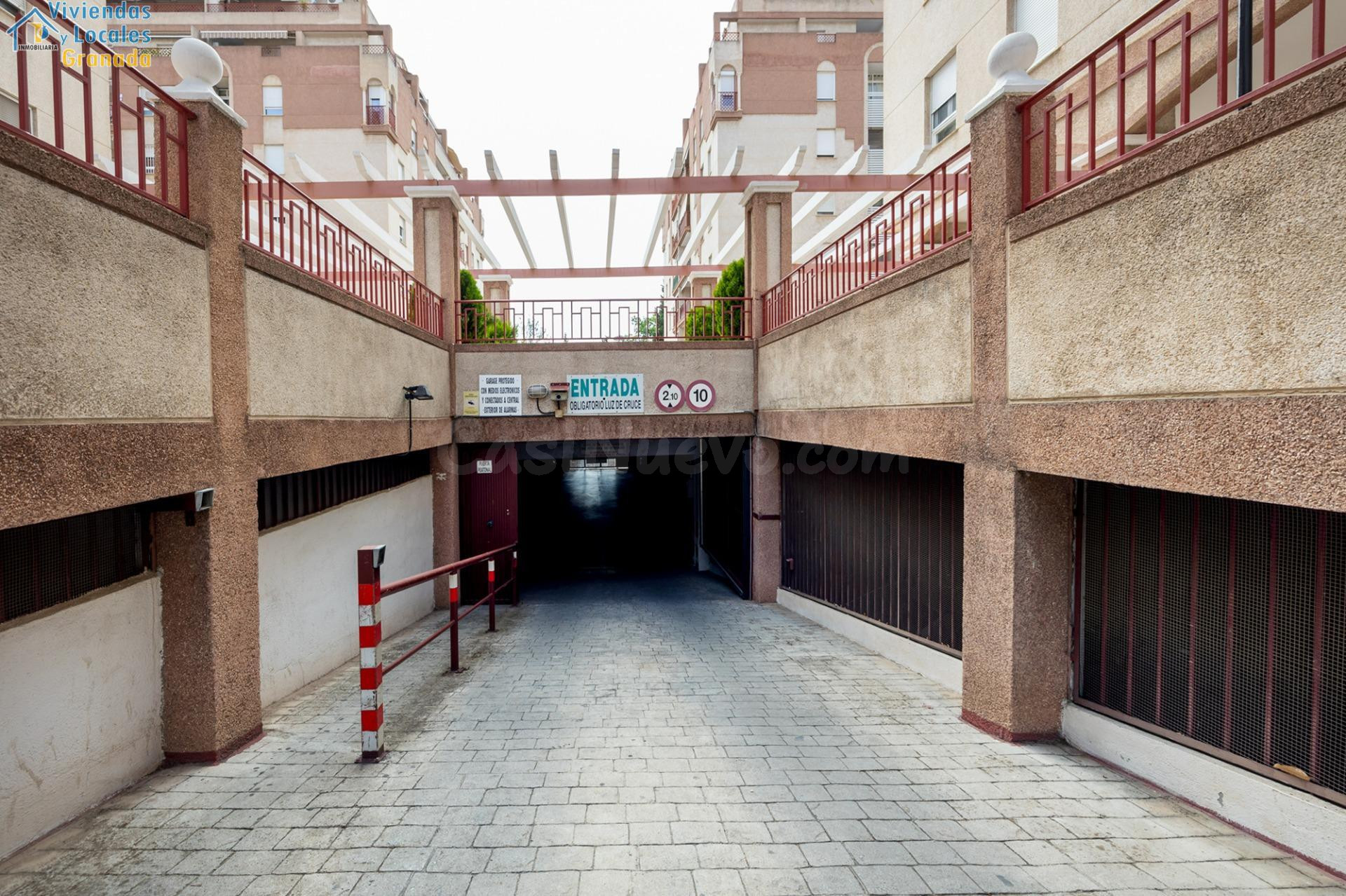 Plaza de garaje en Villarejo. - foto 5