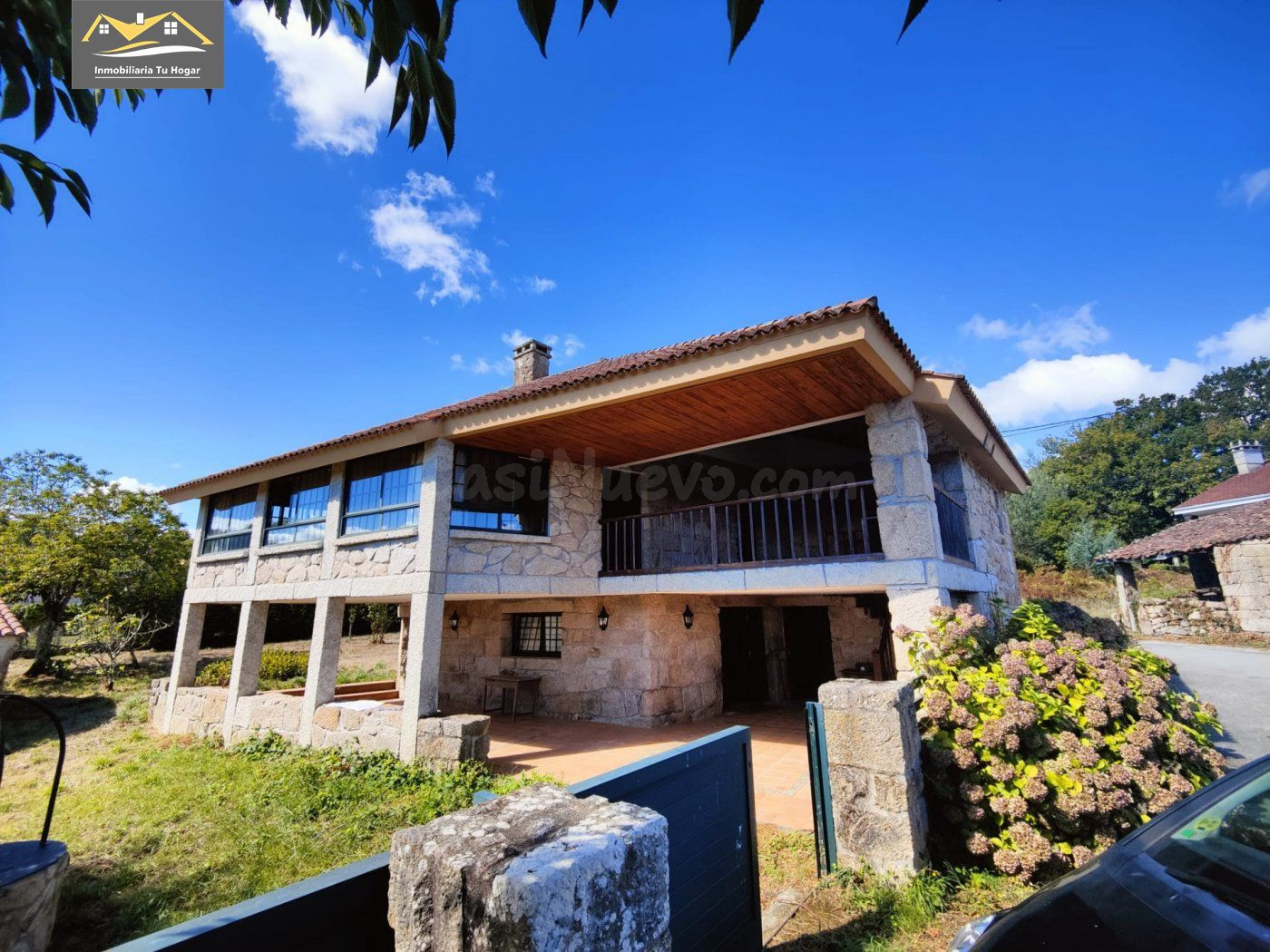 Casa de Piedra Independiente con Encanto Tradicional con par - foto 2