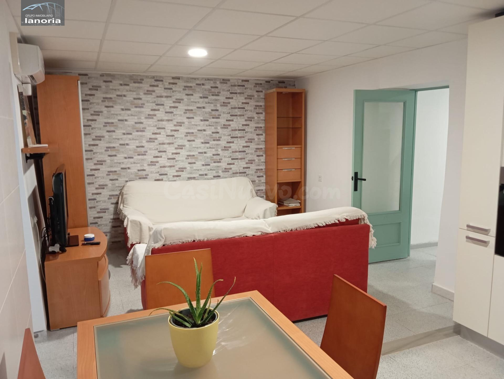 Grupo la Noria Vende Casa Reformada con Patio en Pozohondo. - foto 2