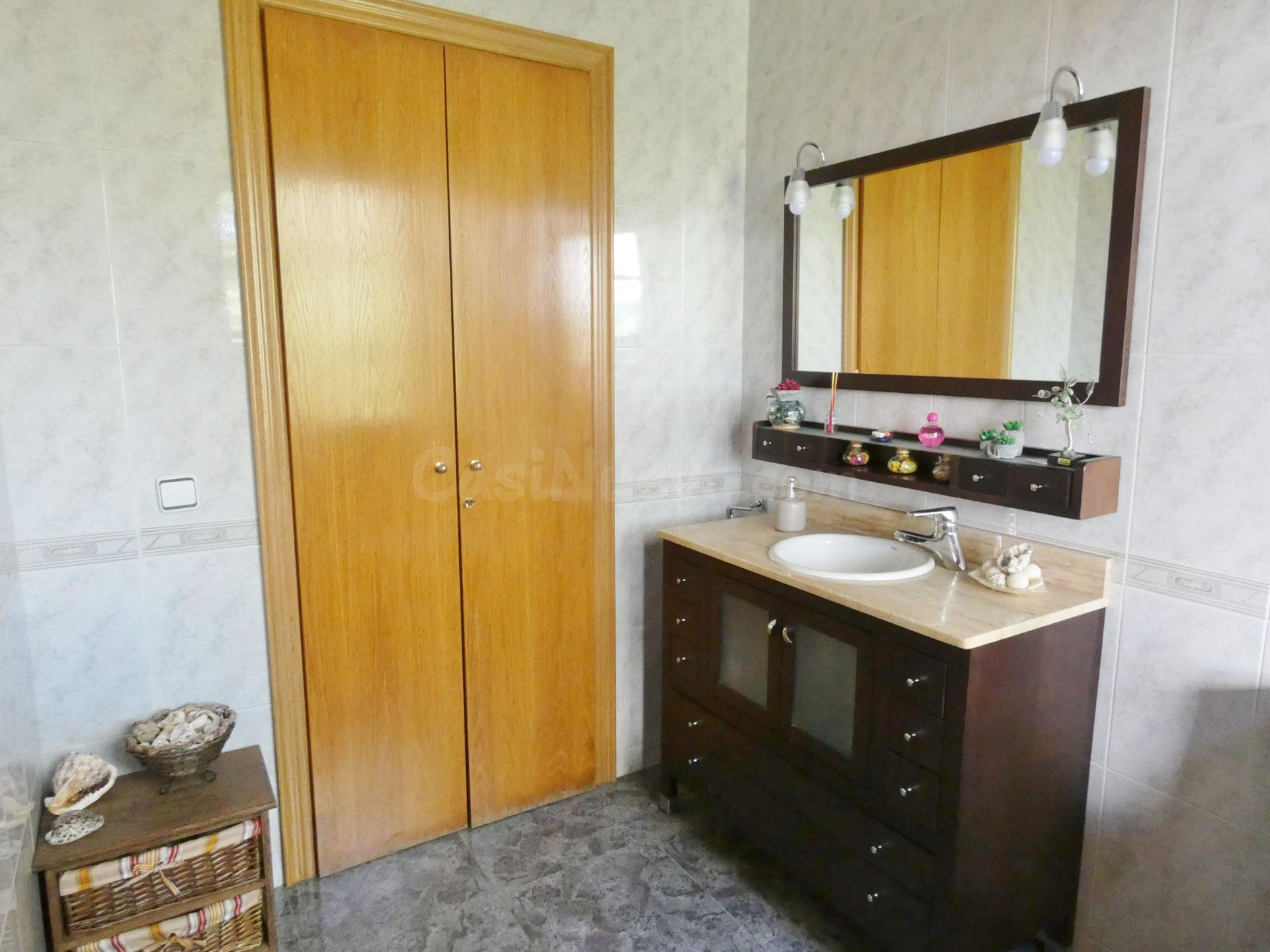 Exclusiva Finca de 3.900m2 con Máxima Privacidad y Proyecto  - foto 4