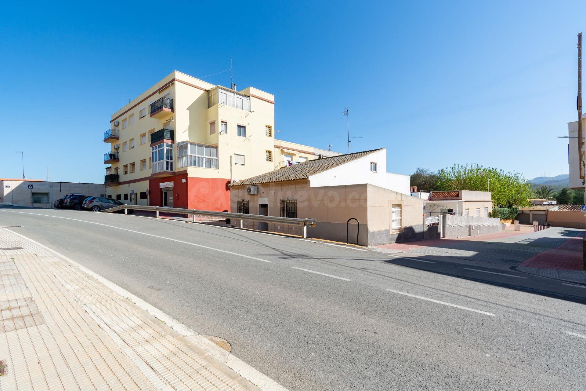 Planta baja en venta en Alumbres – Amplia vivienda con gran 